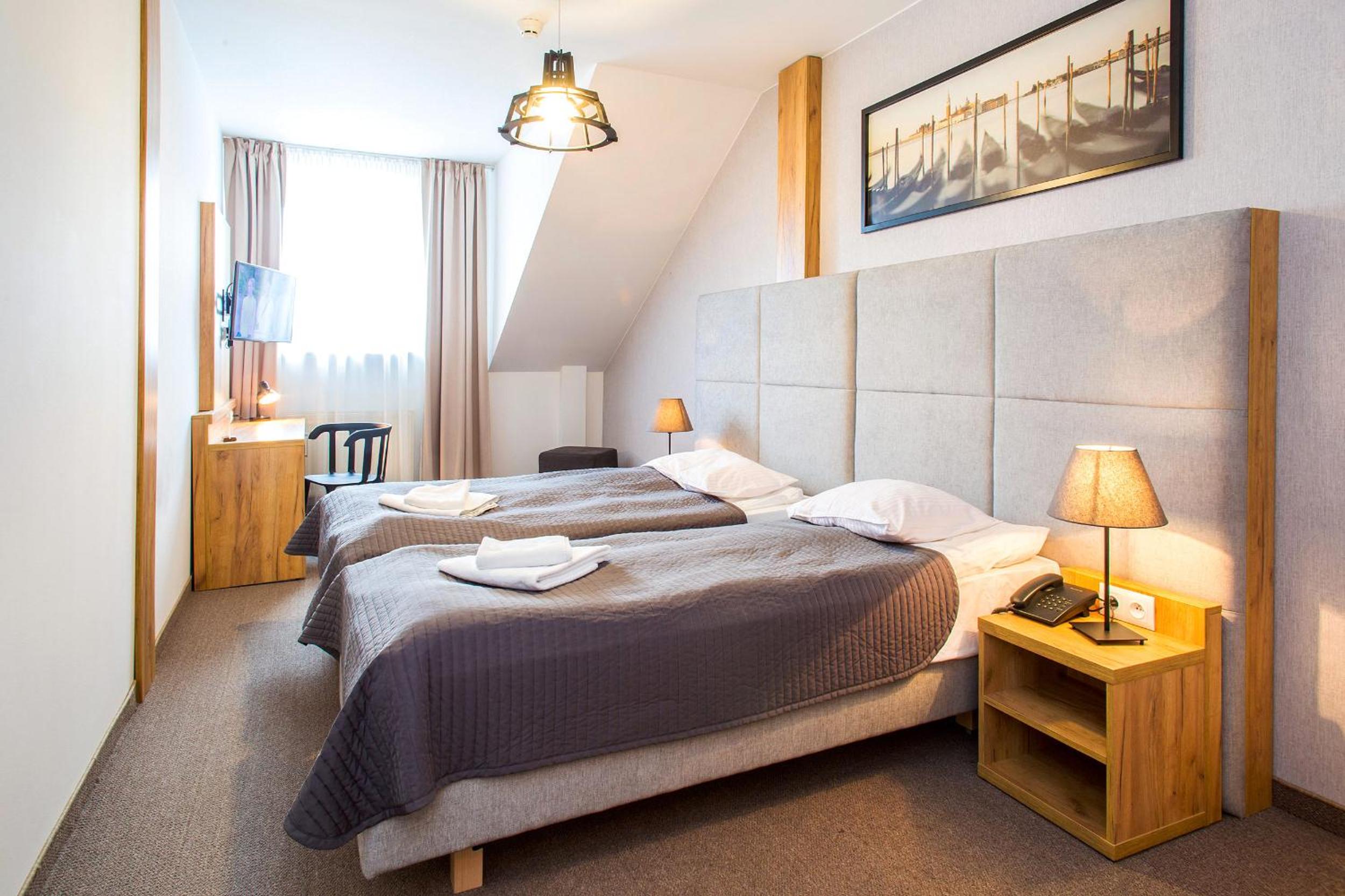 Double Room - Photo 3