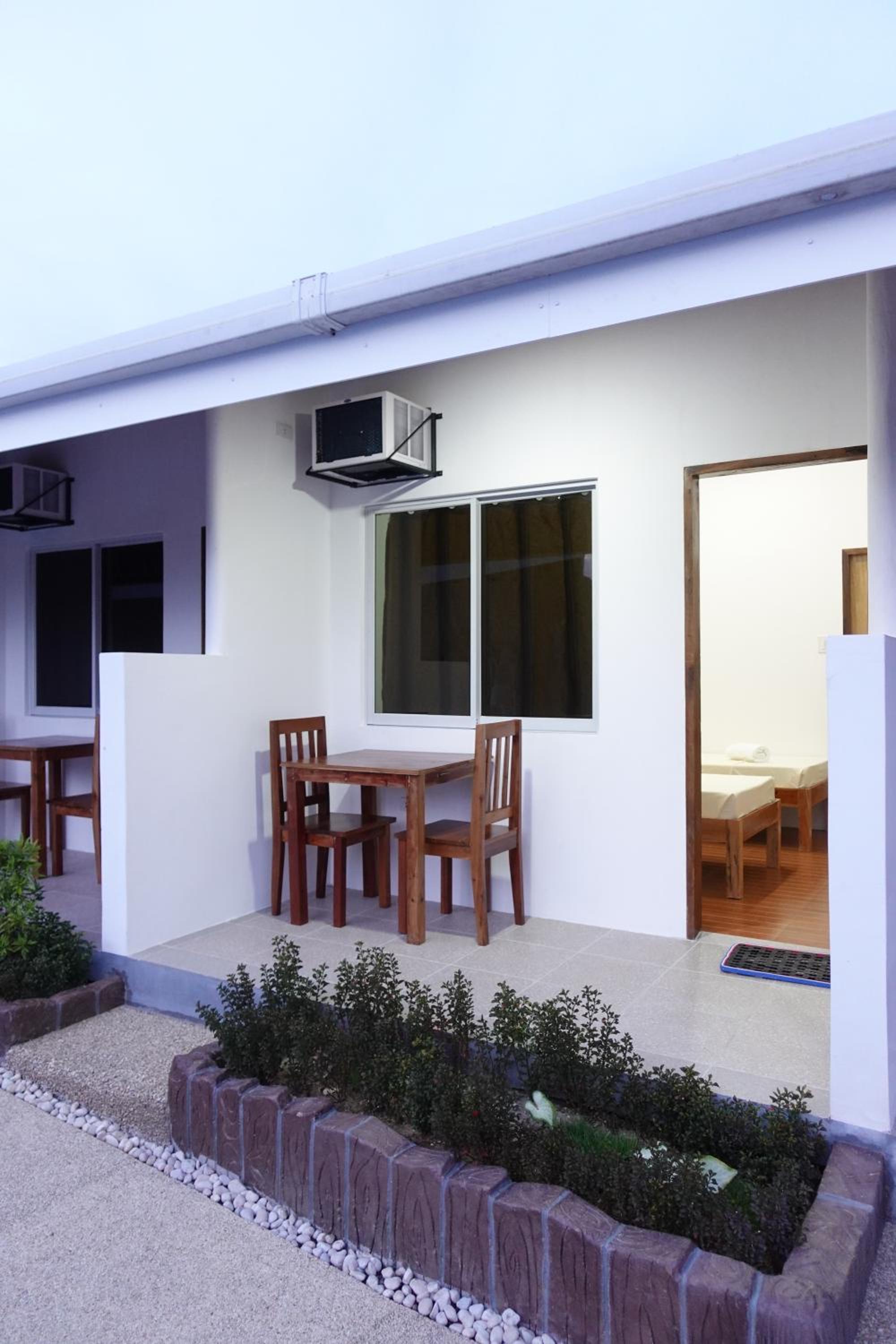 Double or Twin Room - Photo 4