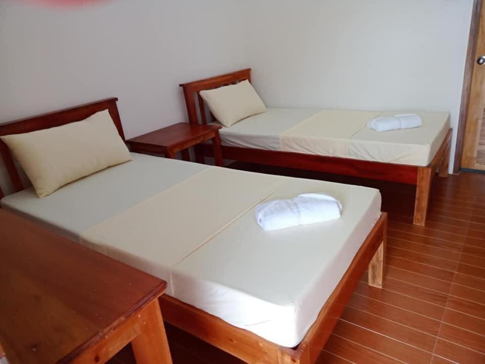 Double or Twin Room - Photo 5