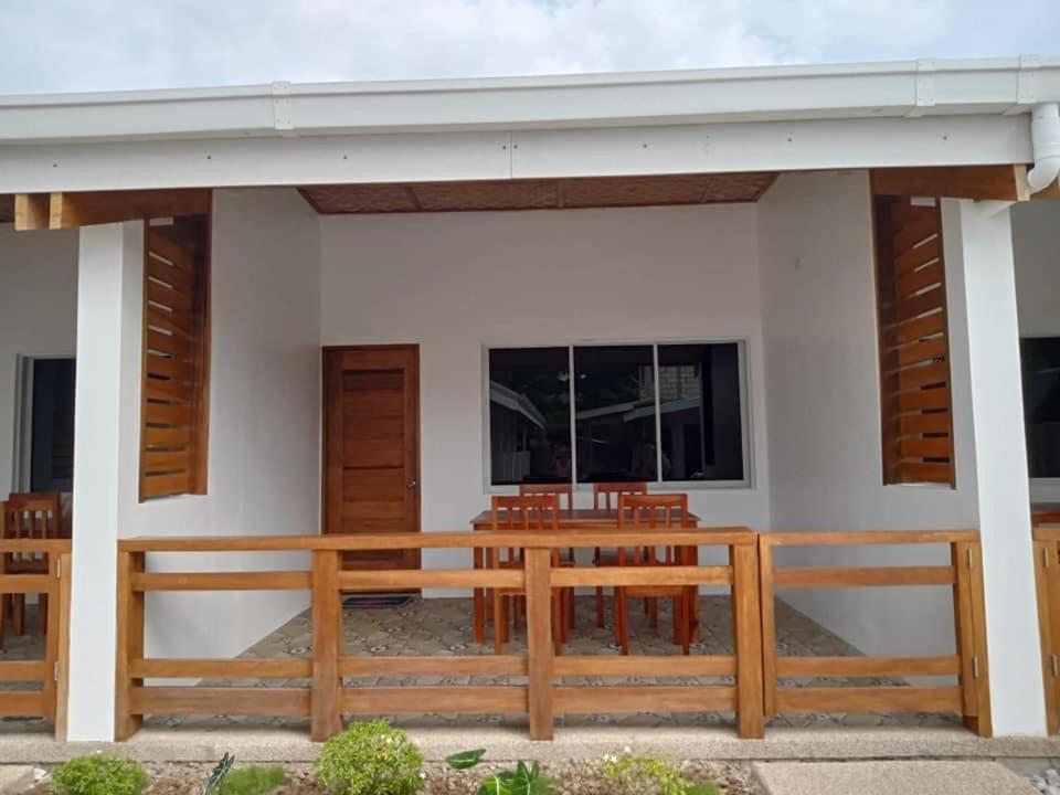 Deluxe Family Room - Photo 8