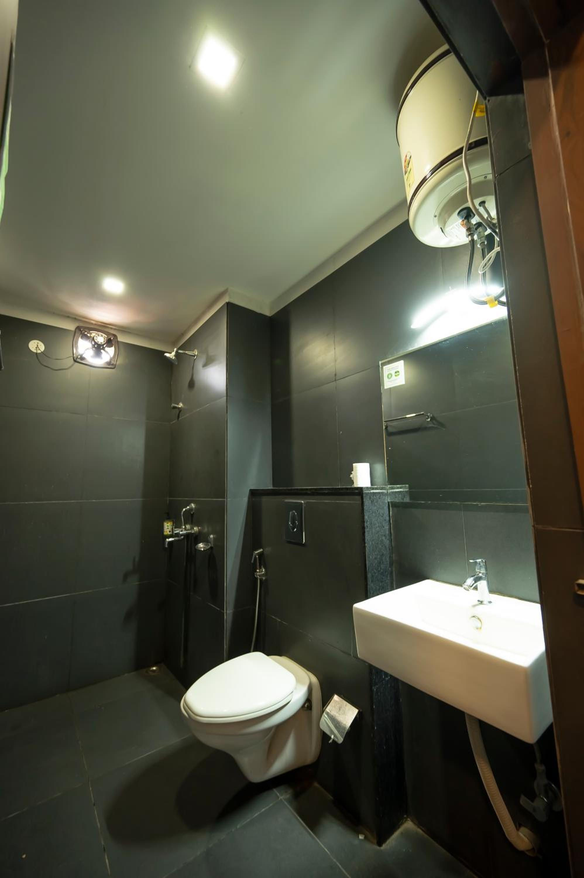 Deluxe Double Room photo 2