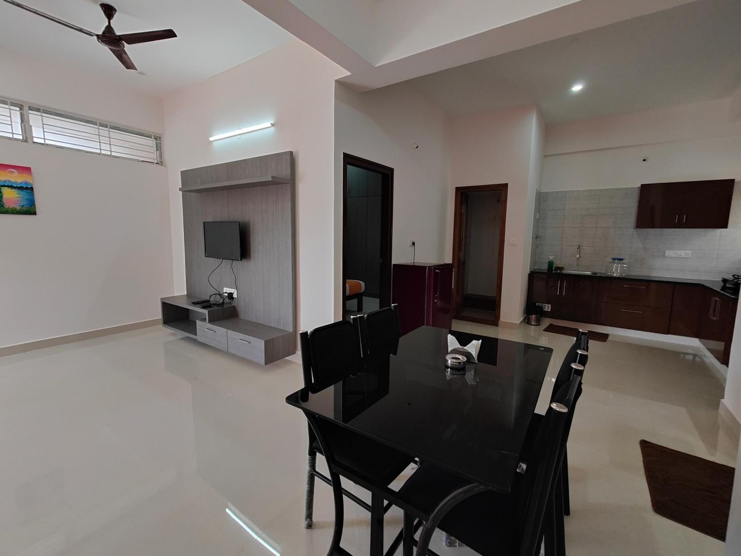 Two-Bedroom Apartment - Photo 11