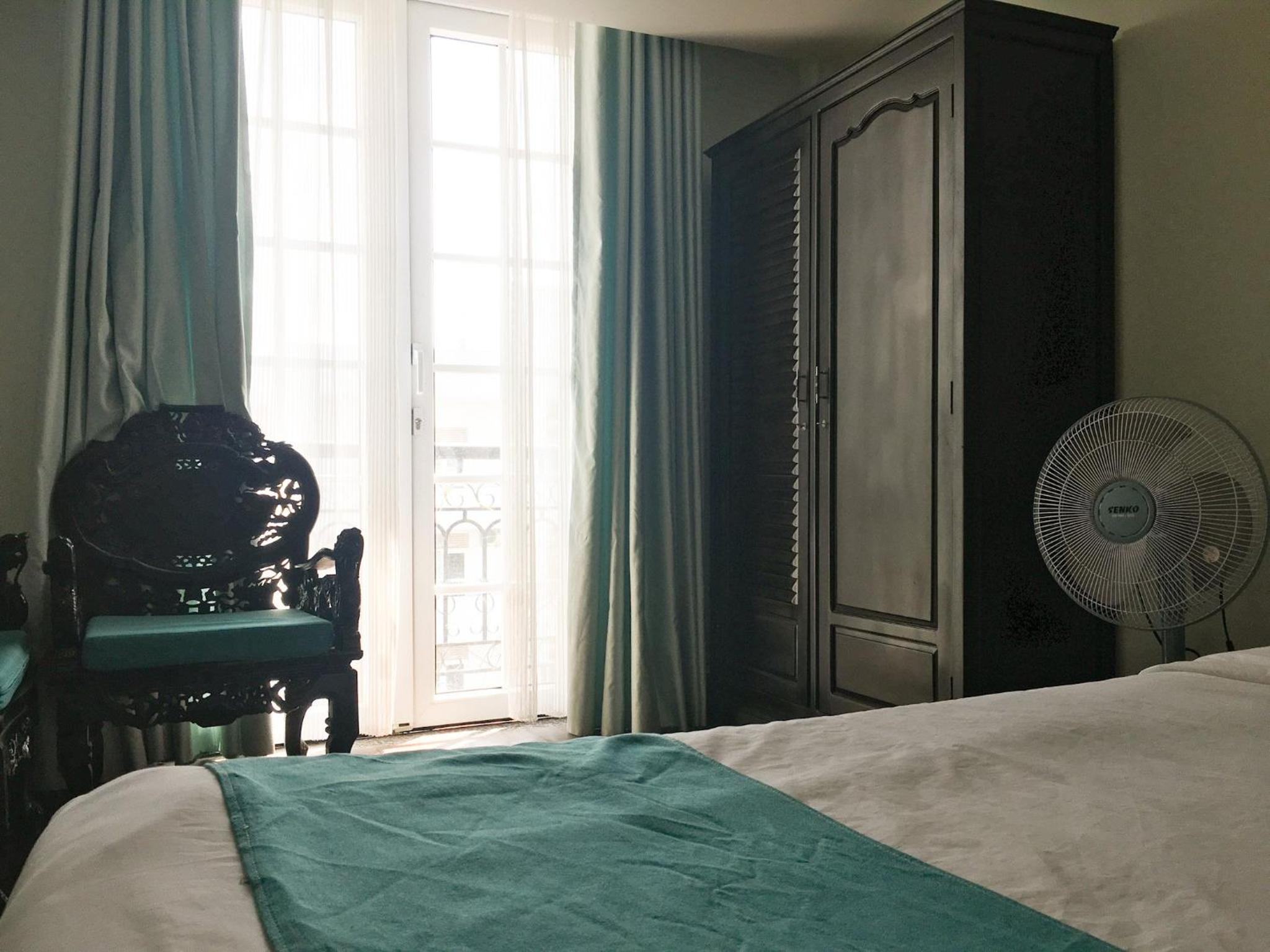Standard Twin Room - Photo 7