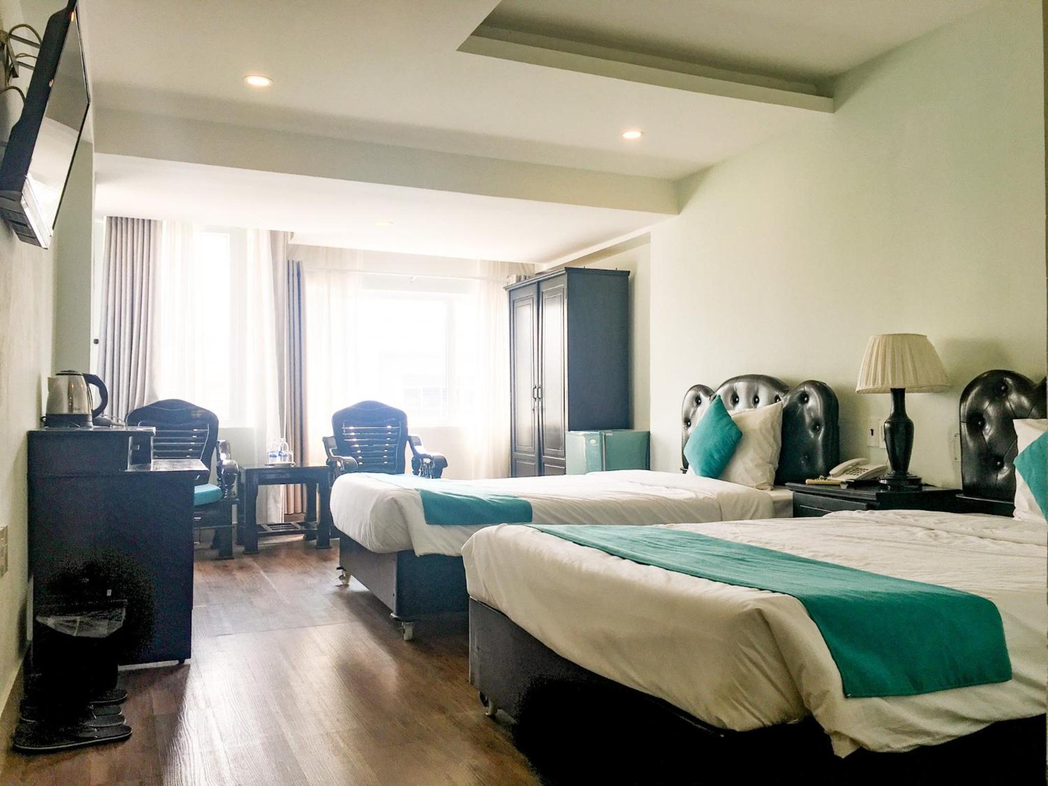 Standard Twin Room - Photo 1