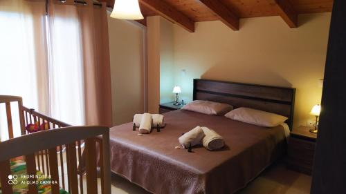 Two-Bedroom House - Photo 30