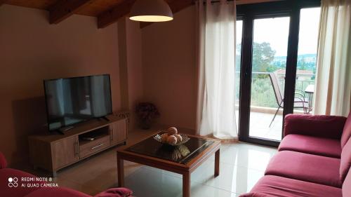 Two-Bedroom House - Photo 25