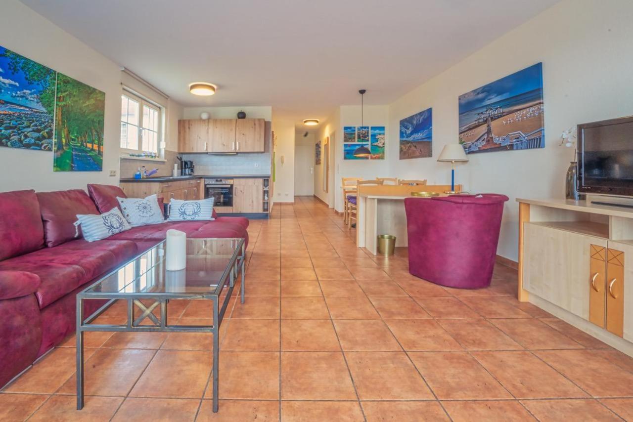 Apartment with Terrace photo 2