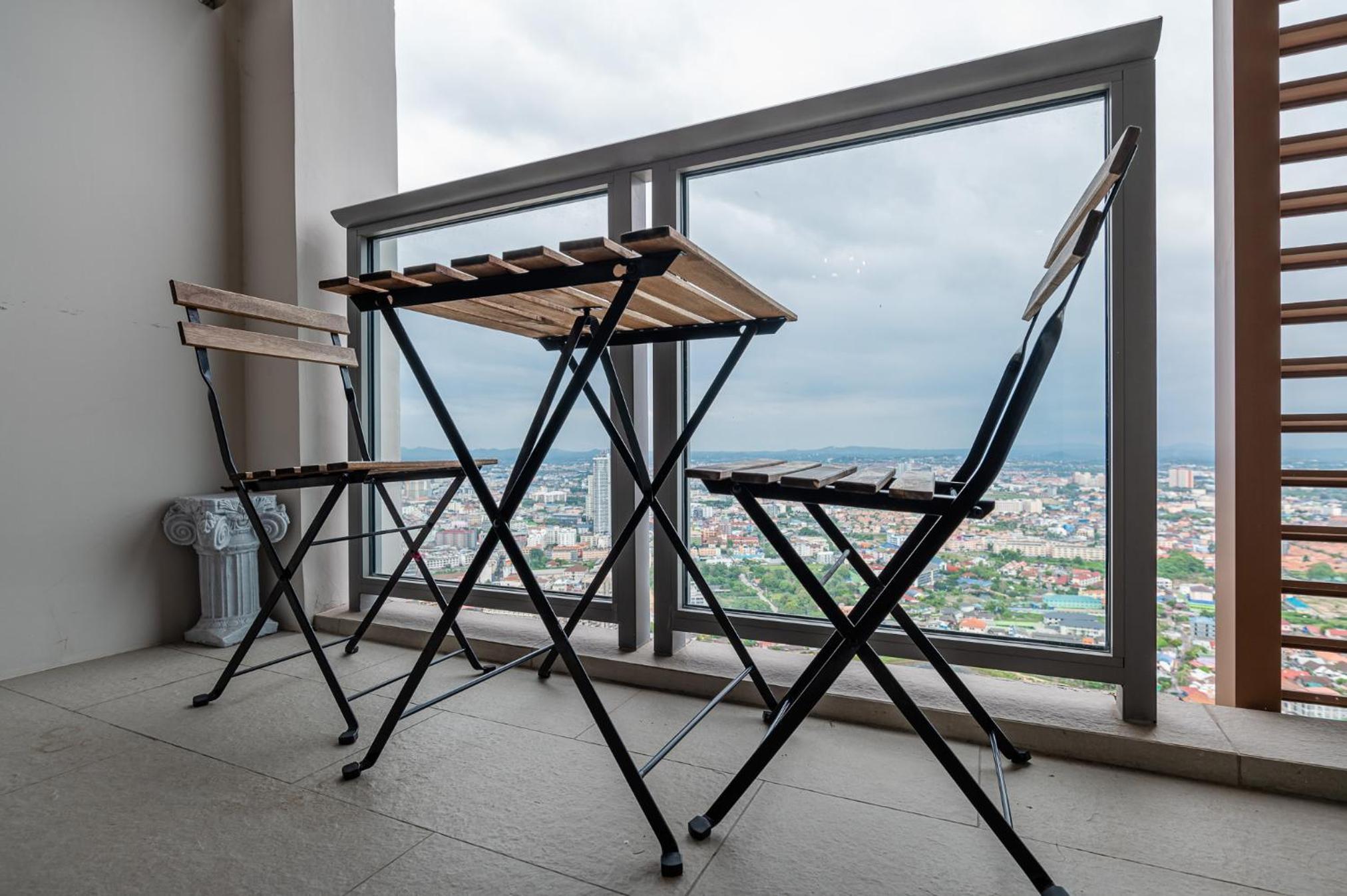 One-Bedroom Apartment - Photo 10