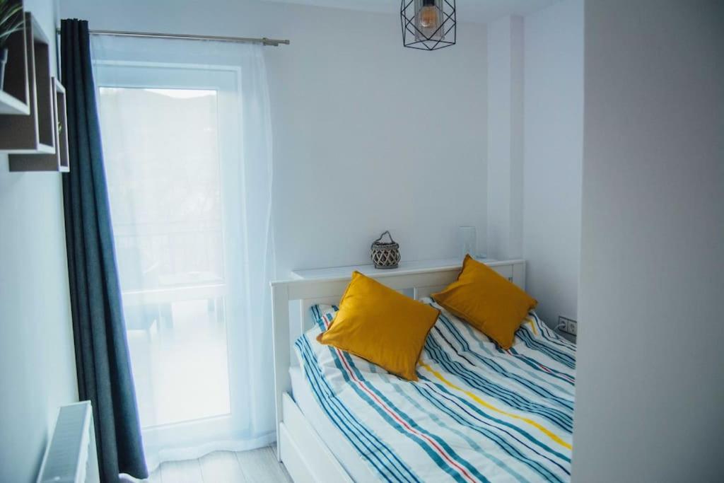One-Bedroom Apartment - Photo 8