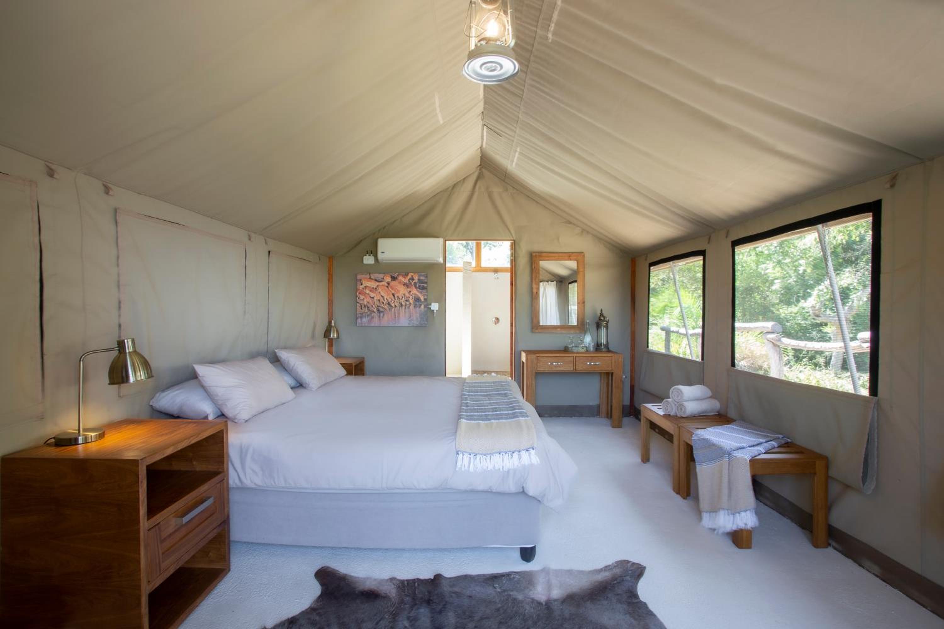 Tent - Photo 1