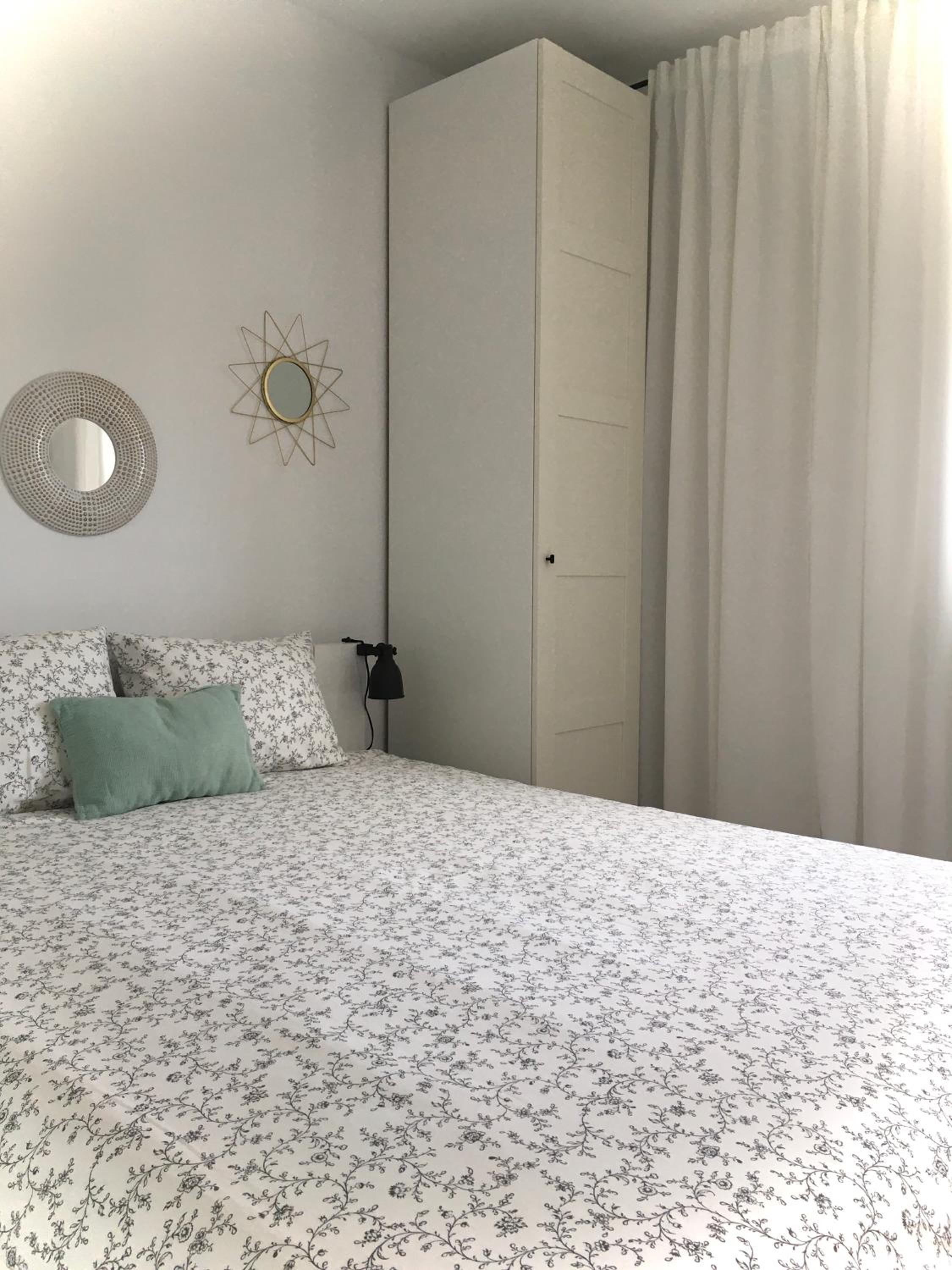 One-Bedroom Apartment - Photo 17