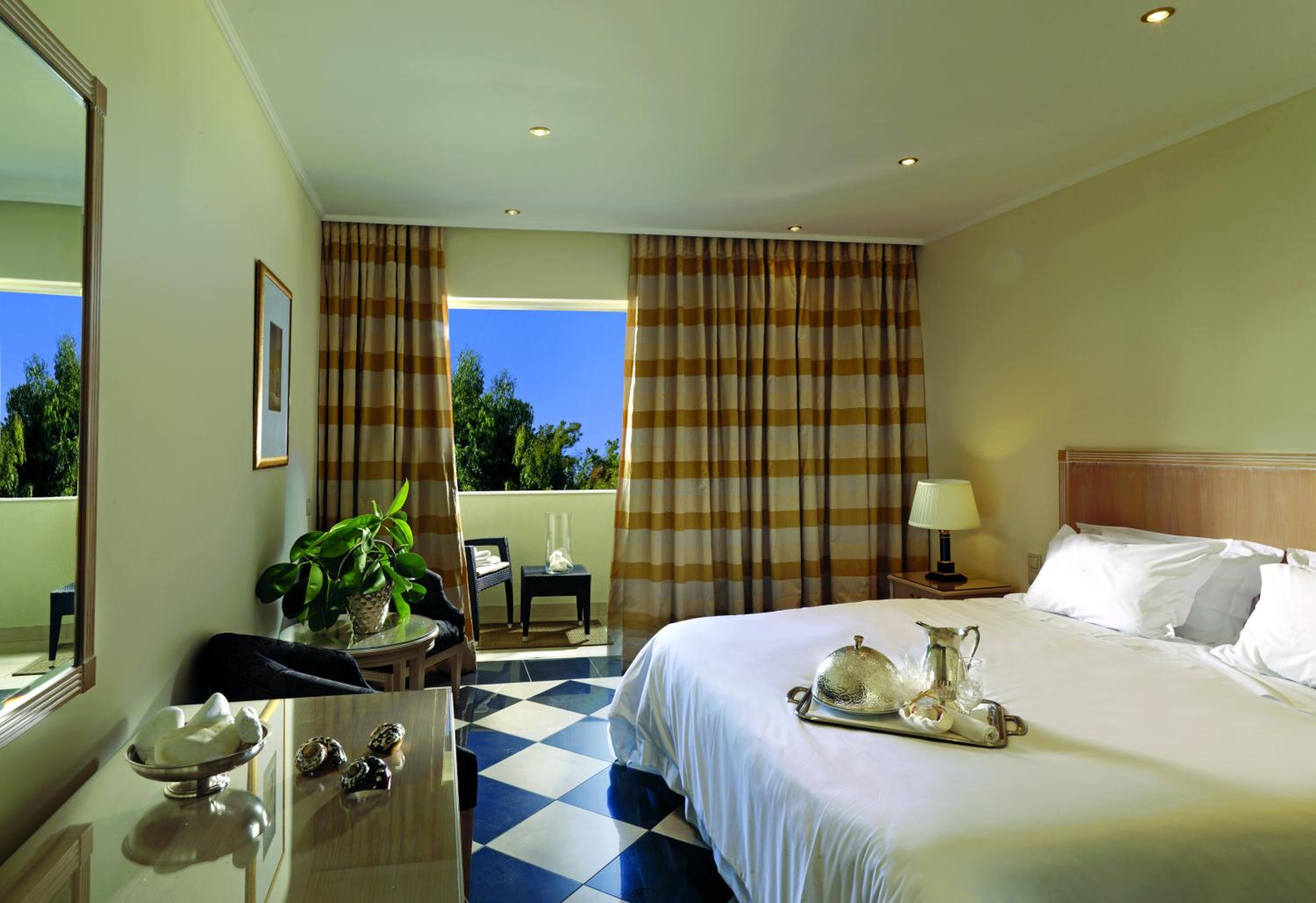Classic Double Room with Garden View - Photo 1