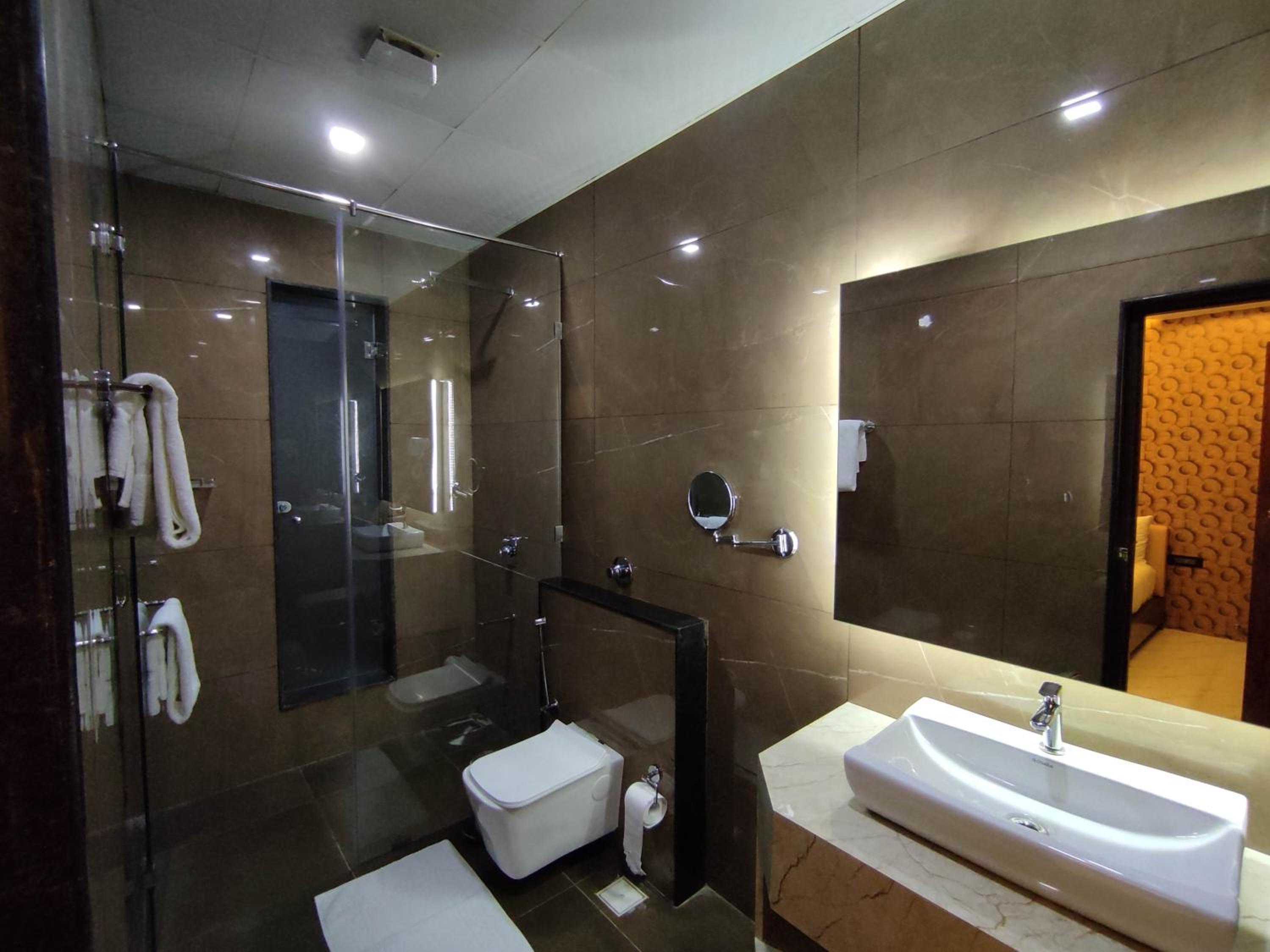 Suite with Garden View photo 2
