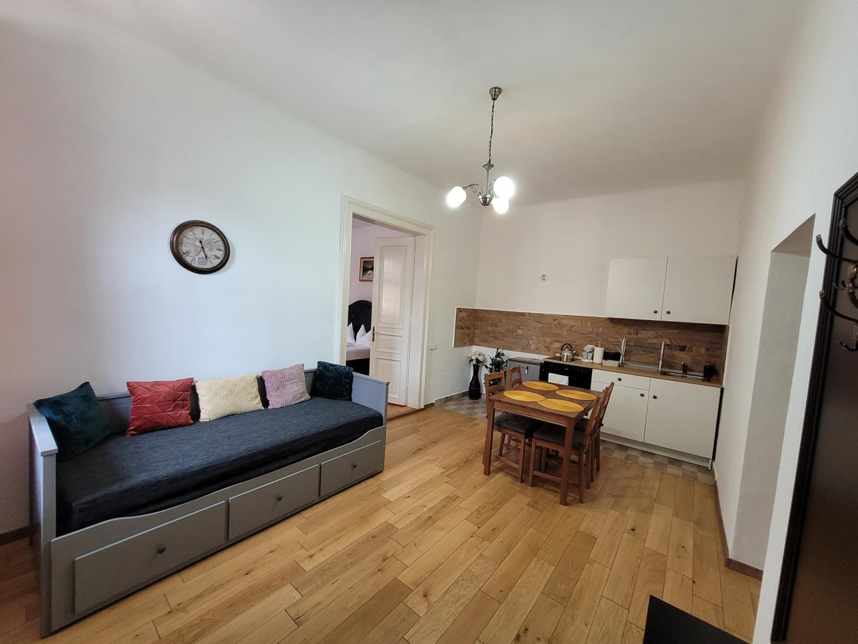 Deluxe Apartment - Photo 6