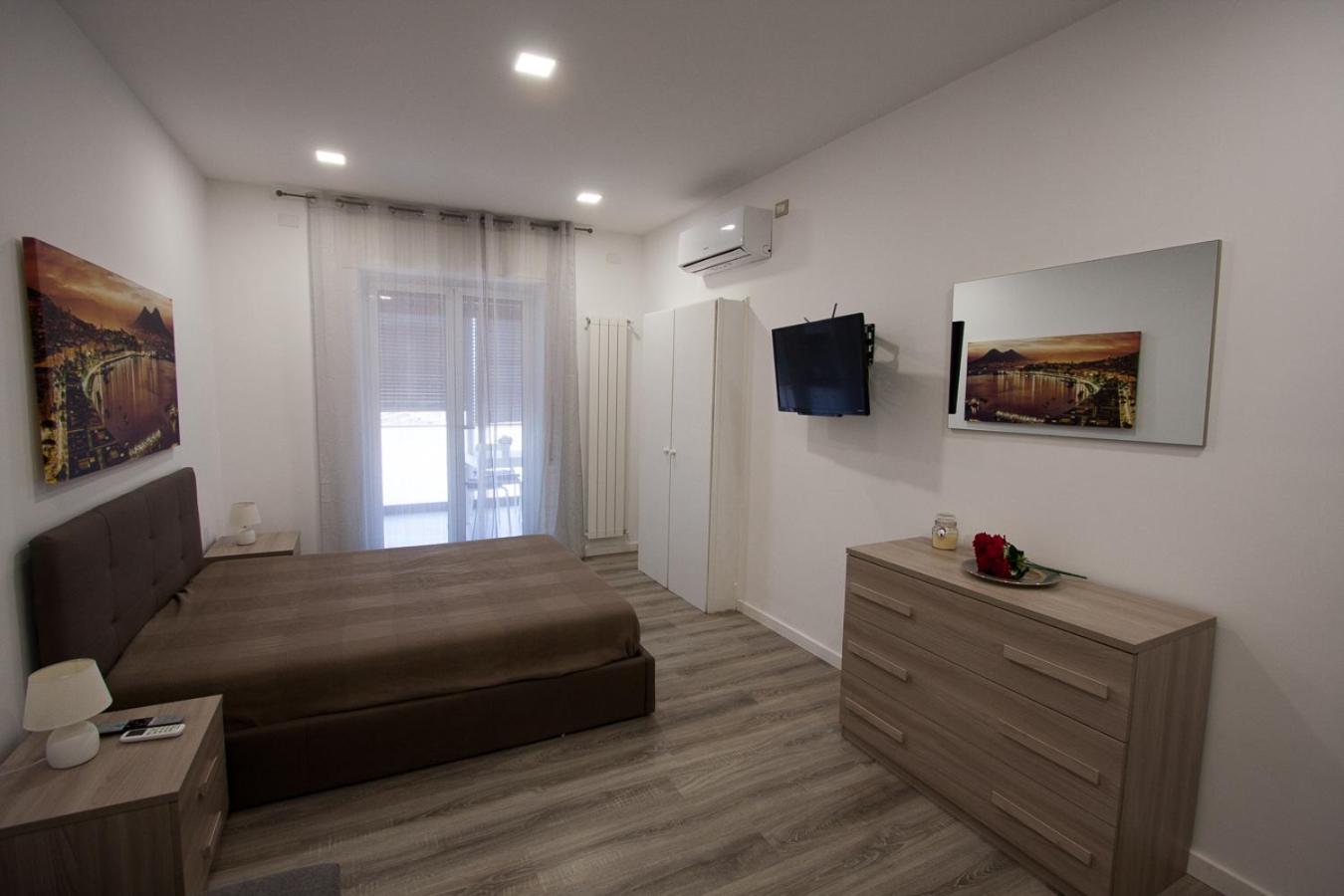 Studio Apartment with Sea View photo 2