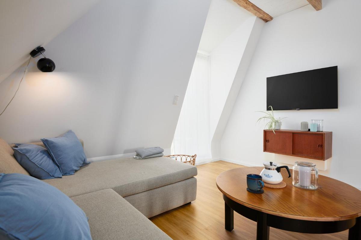 One-Bedroom Apartment photo 3