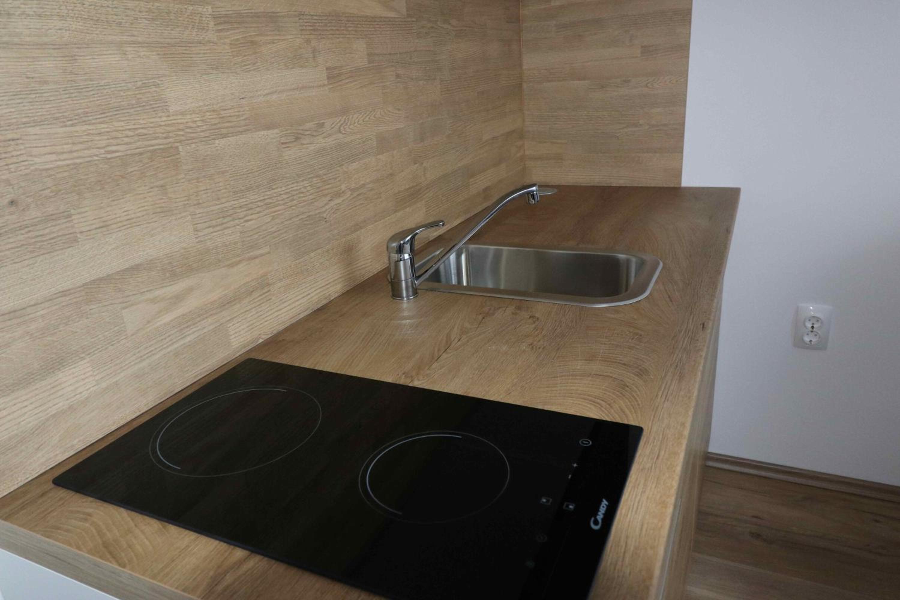 One-Bedroom Apartment - Photo 24