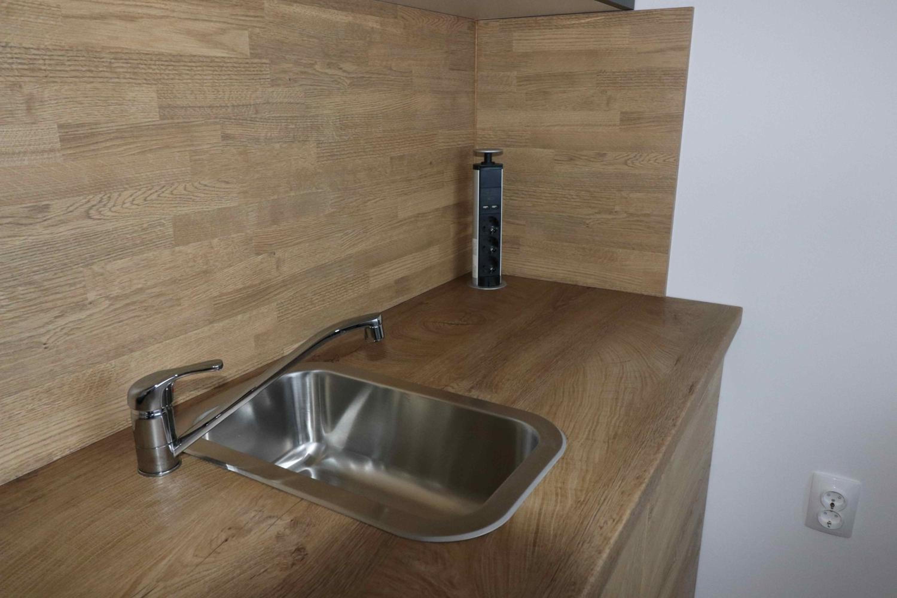 One-Bedroom Apartment - Photo 16