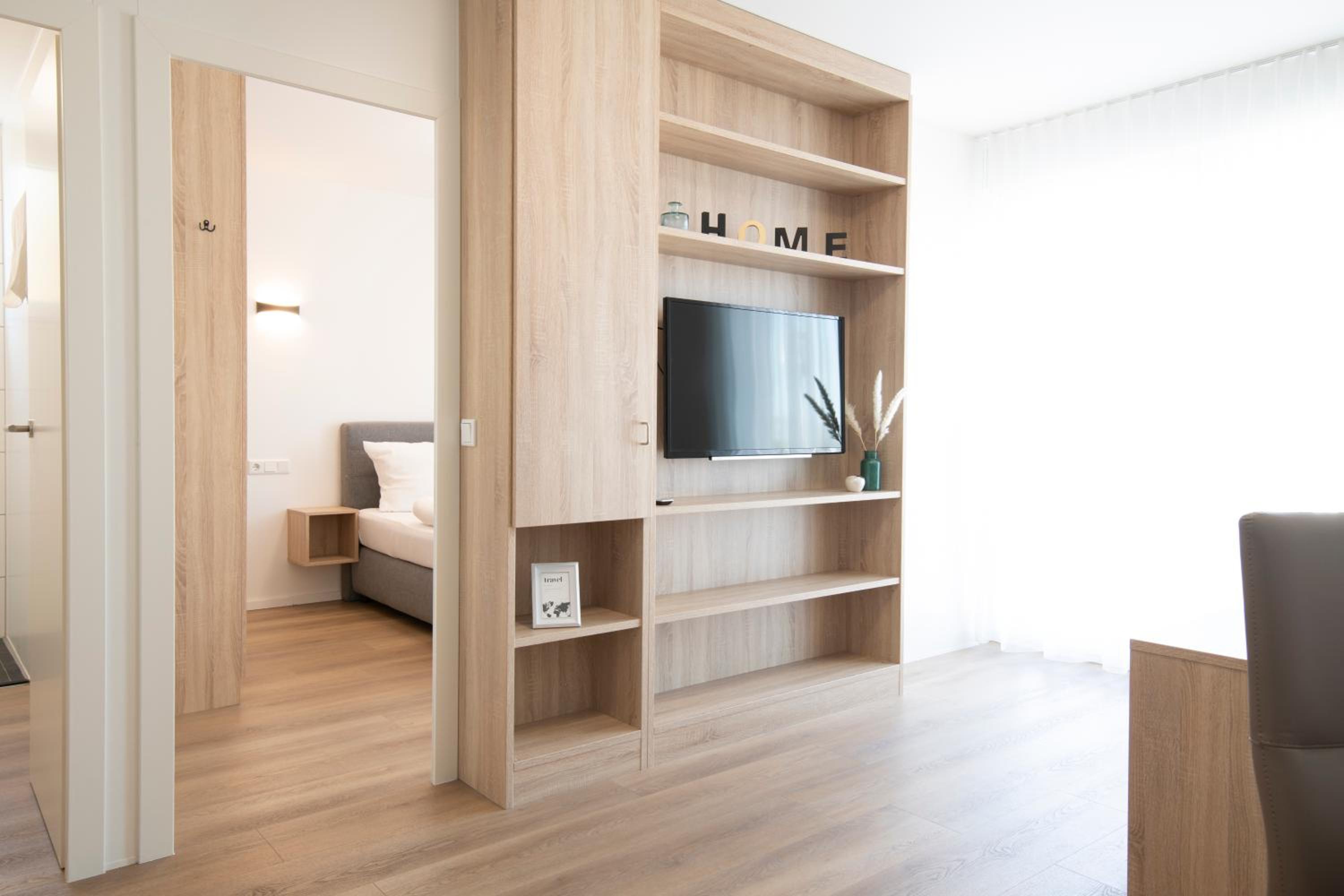One-Bedroom Apartment - Photo 1
