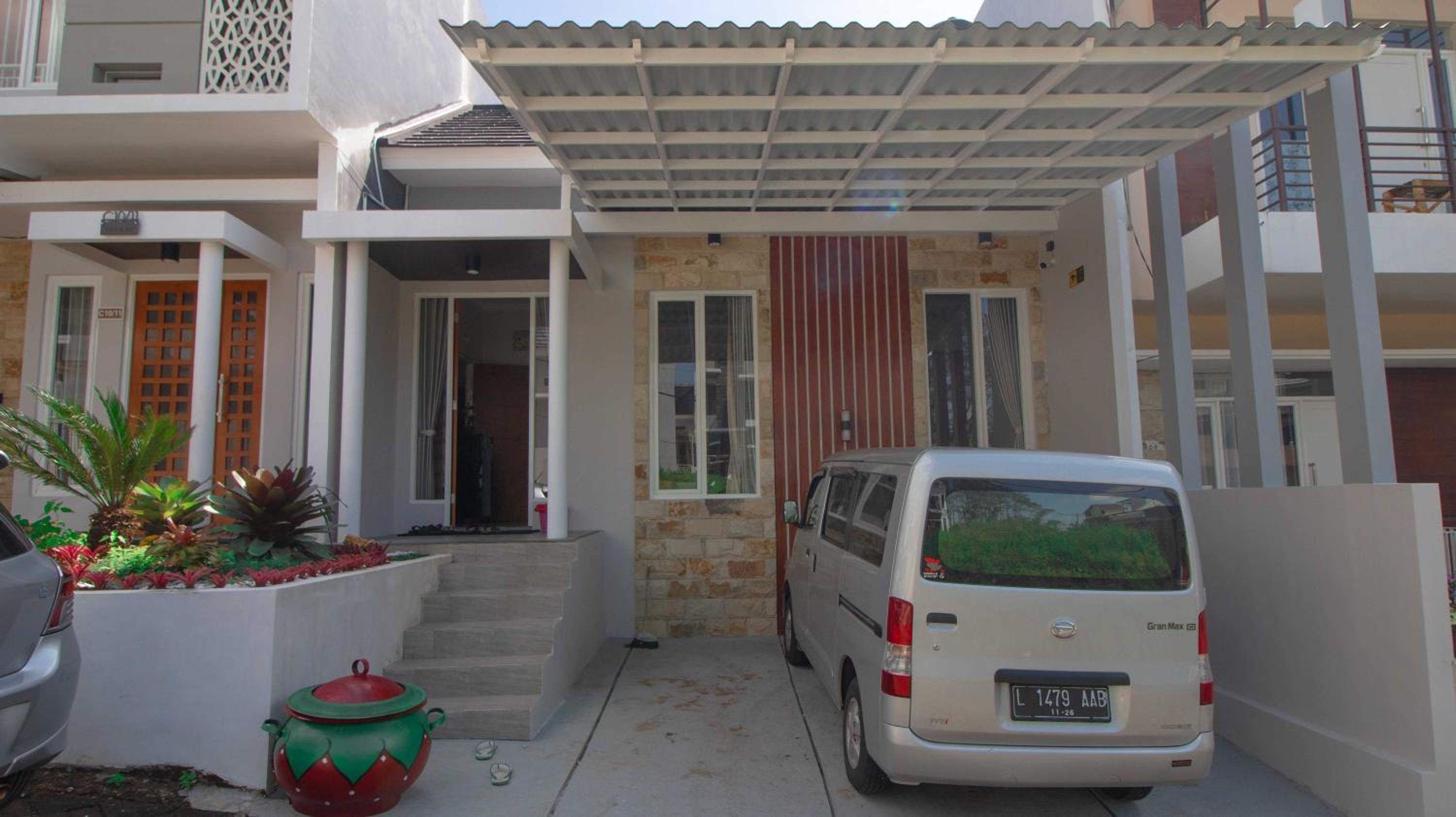 Two-Bedroom Villa - Photo 7