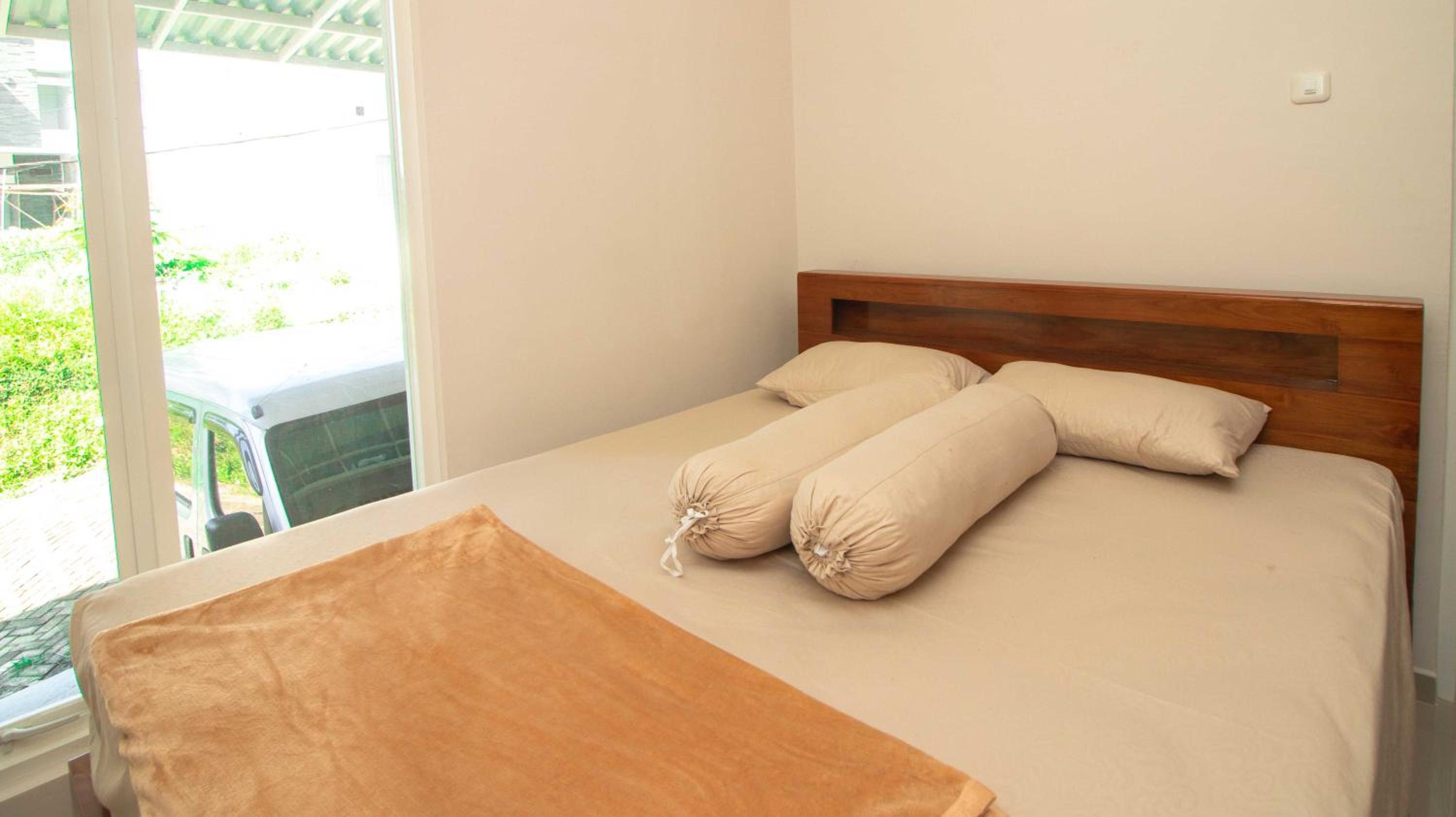 Two-Bedroom Villa - Photo 4