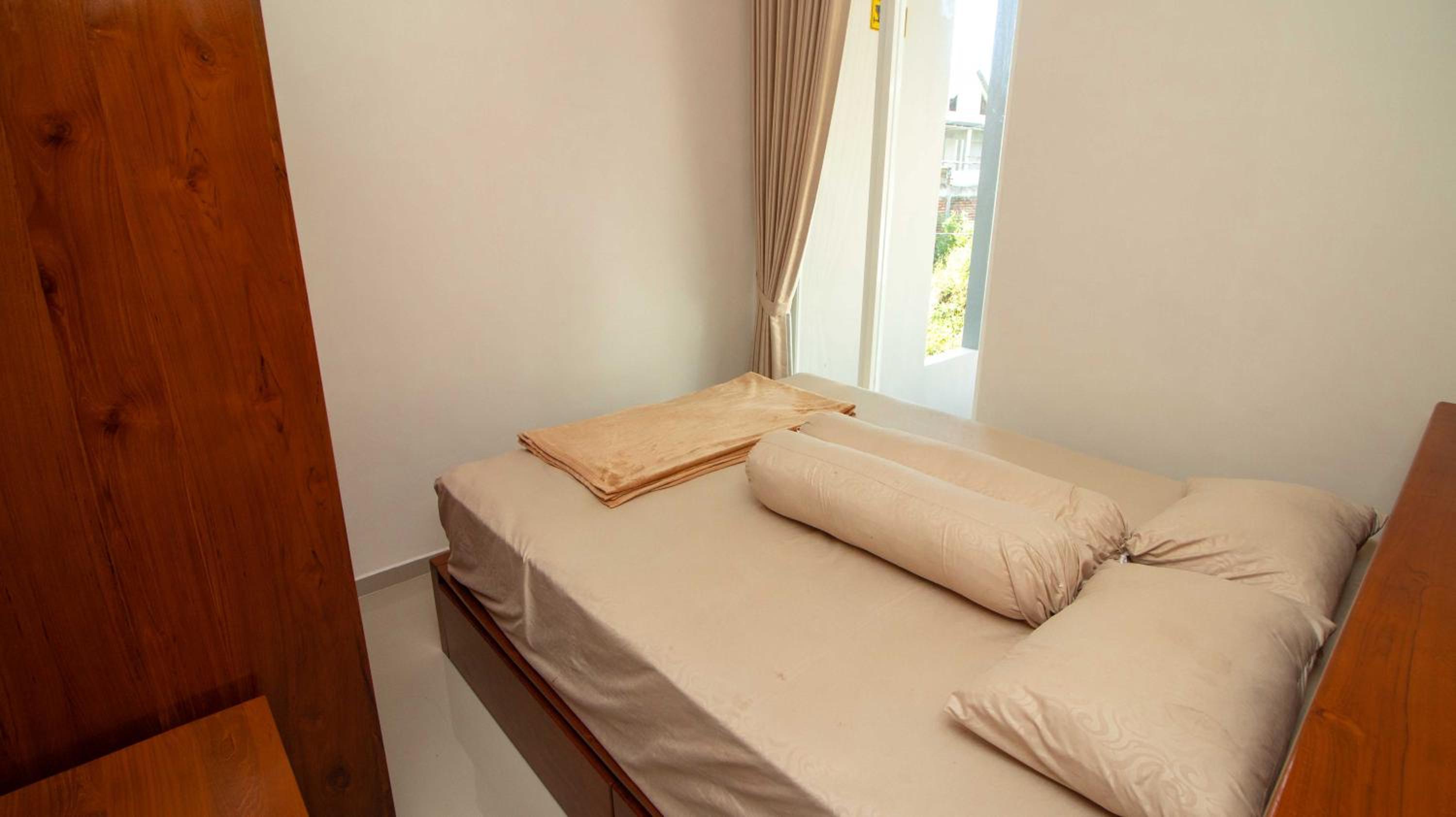 Two-Bedroom Villa - Photo 5