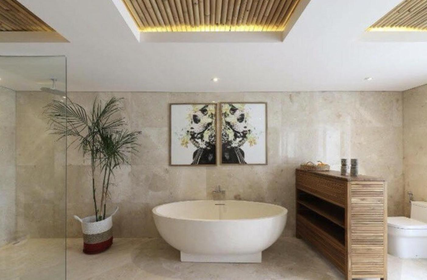 Two-Bedroom Villa - Photo 9