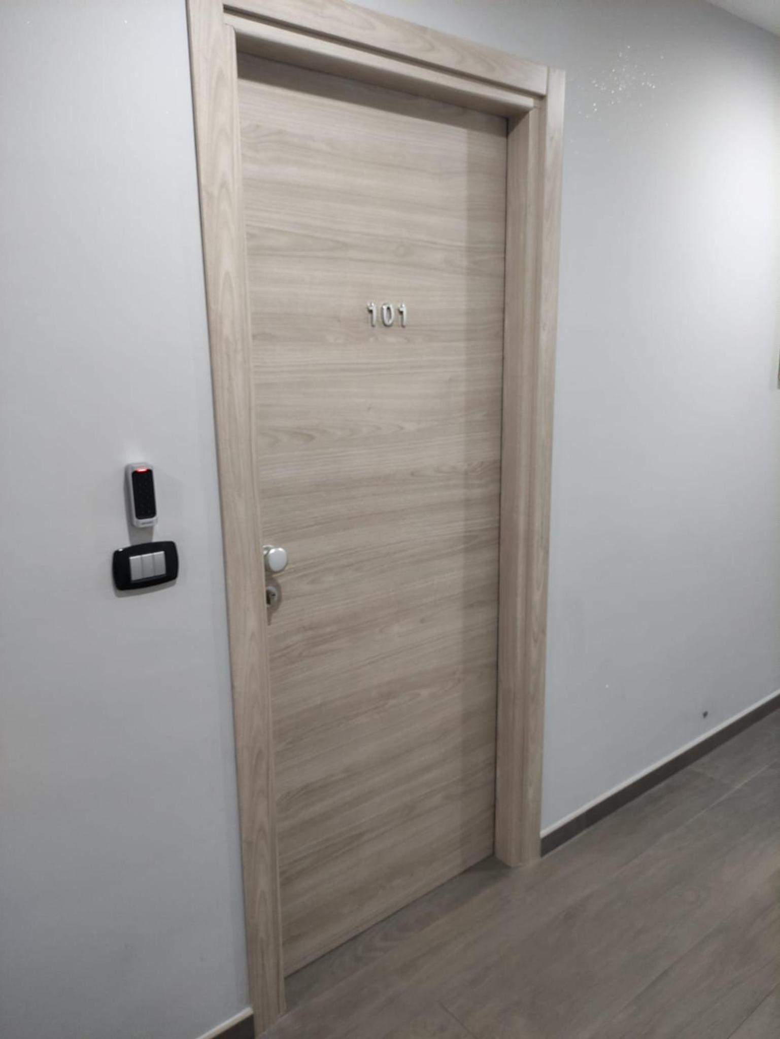 Double Room - Photo 4