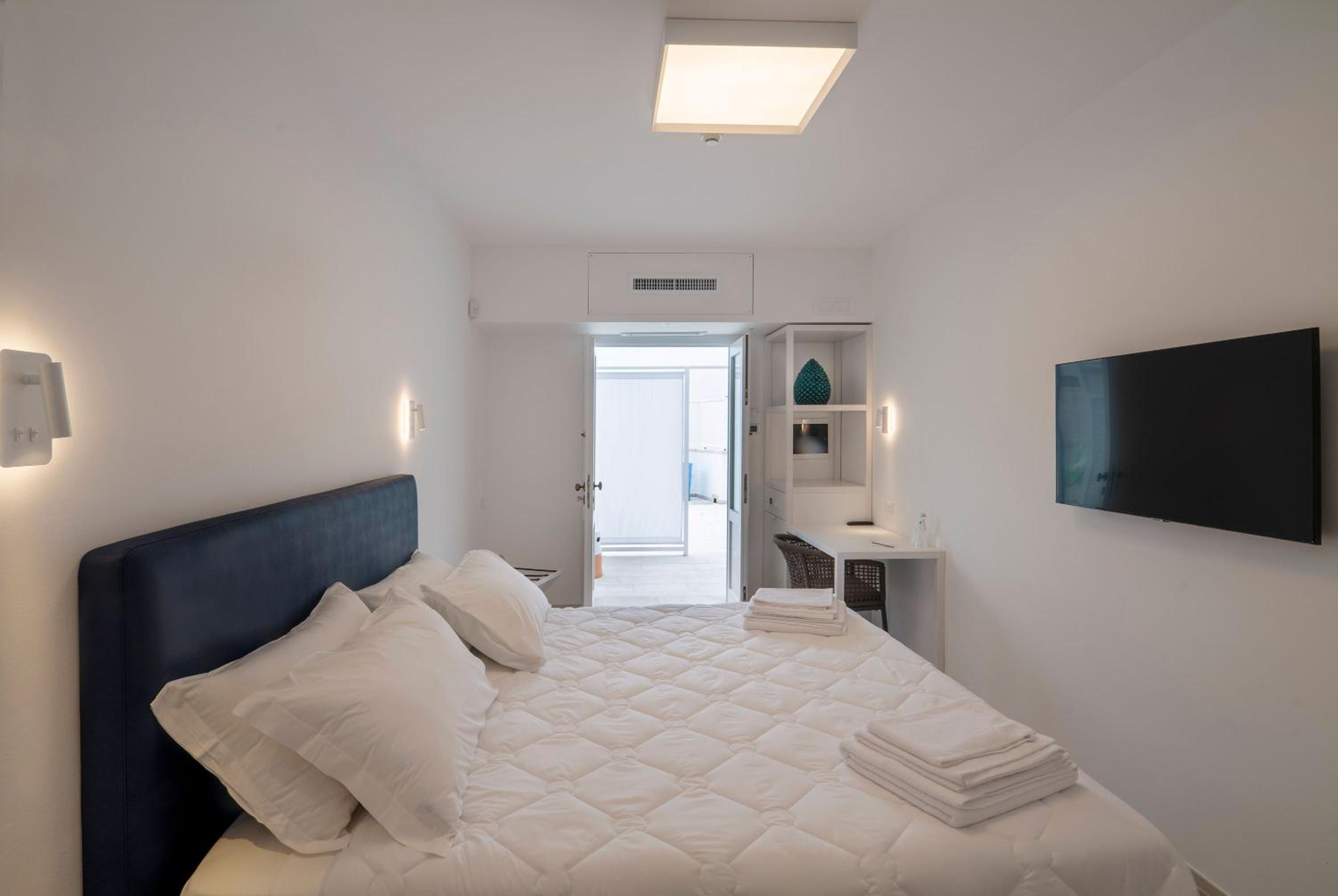 Superior Double Room - Photo 14