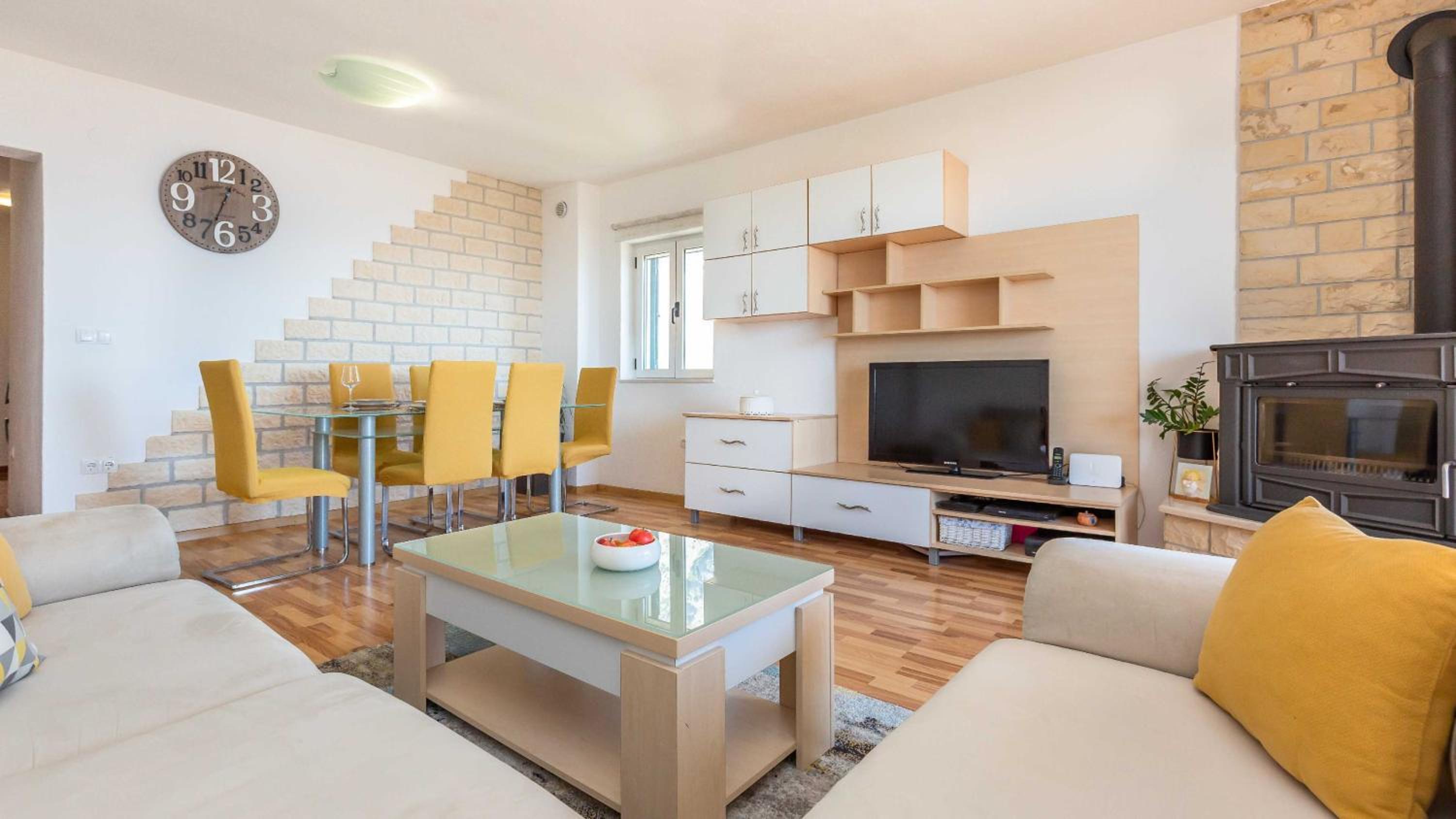 Two bedroom apartment with Sea view