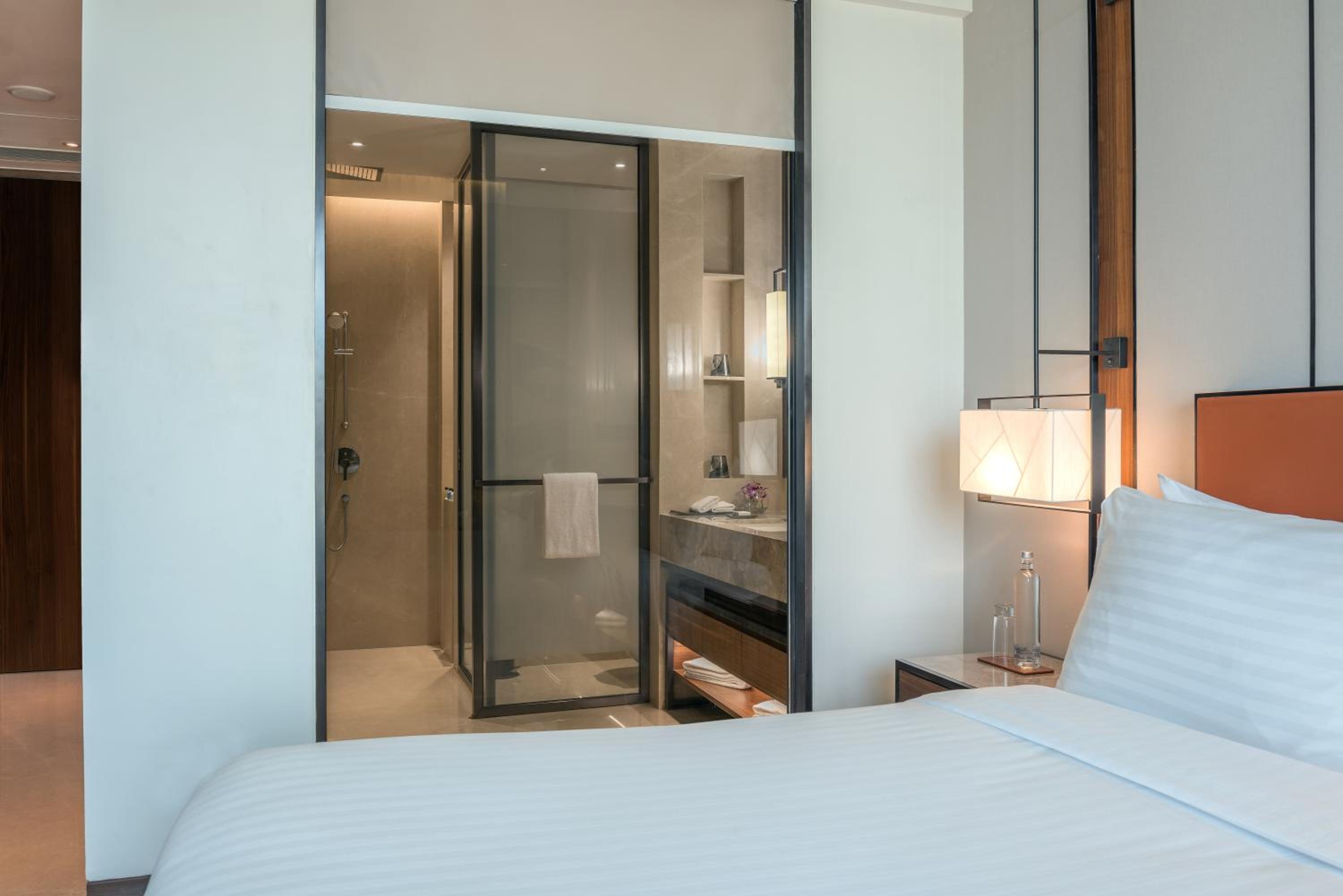 Superior room with Pool view & 15% discount on Spa  - Photo 4