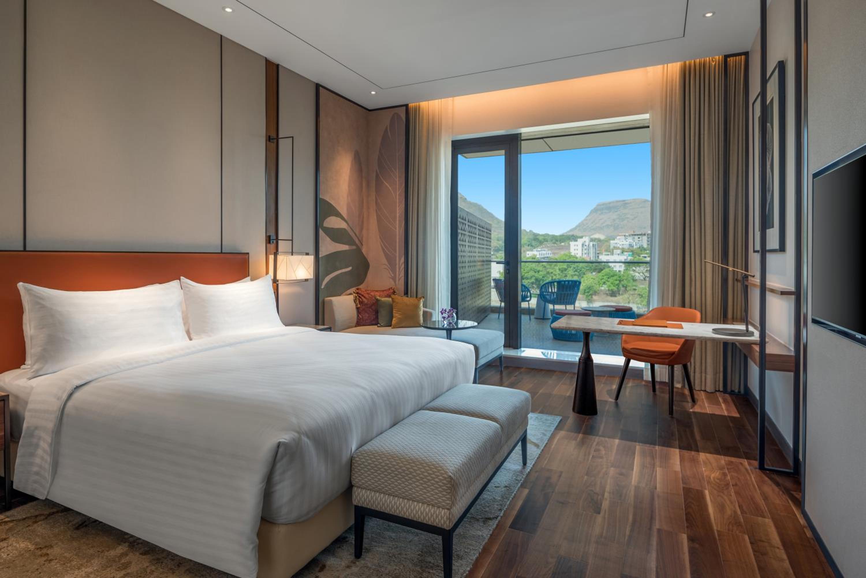 Deluxe Room with Balcony & 15% discount on Spa - Photo 1