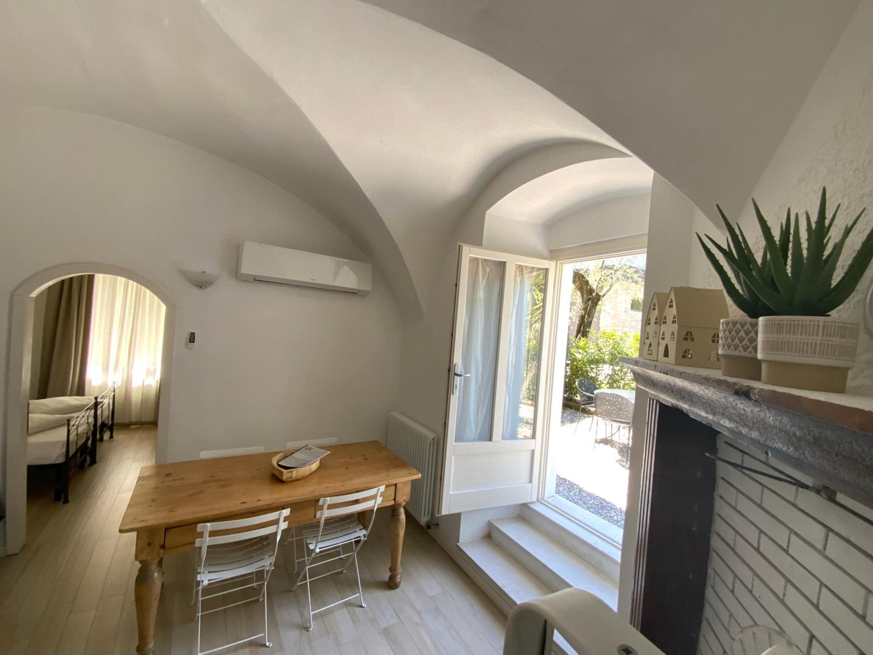 One-Bedroom Apartment - Ground Floor