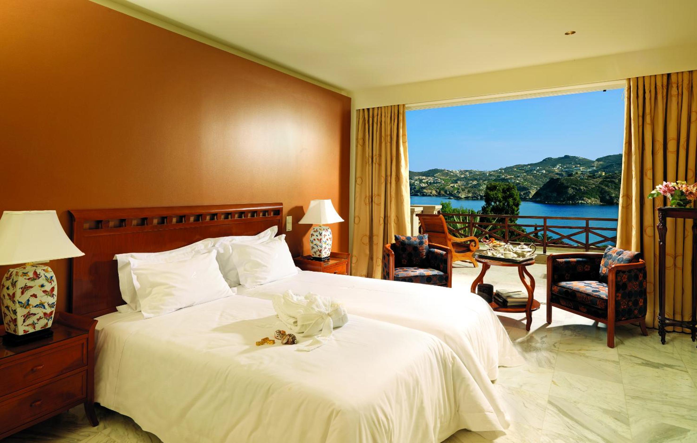 Double or Twin Room with Sea View - Photo 1