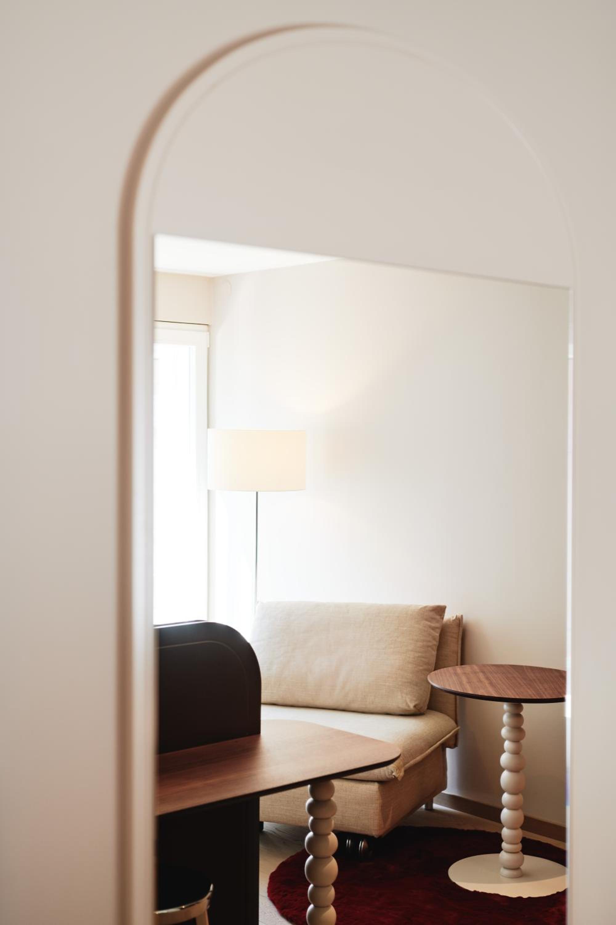 Home Base - with Street View (Standard Double Room) - Photo 4