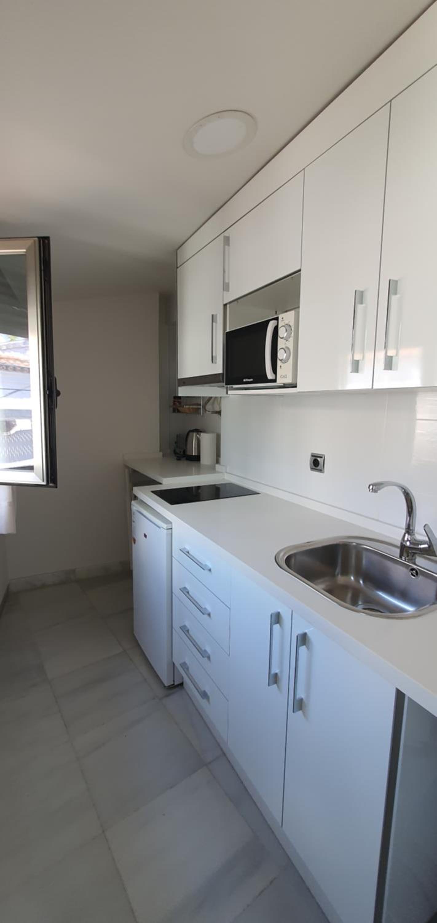 Penthouse Apartment - Photo 5
