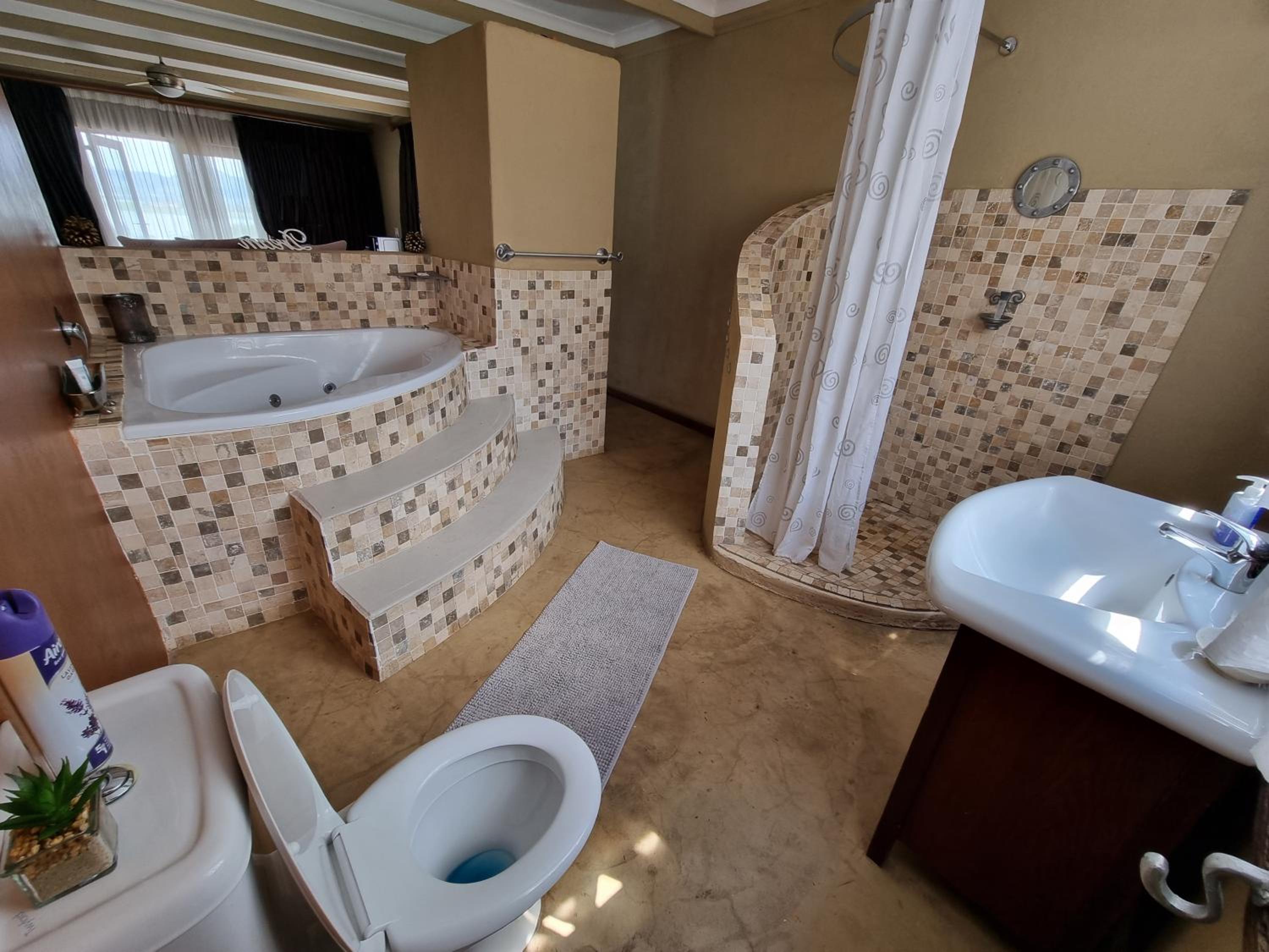 Suite with Lake View - Photo 4