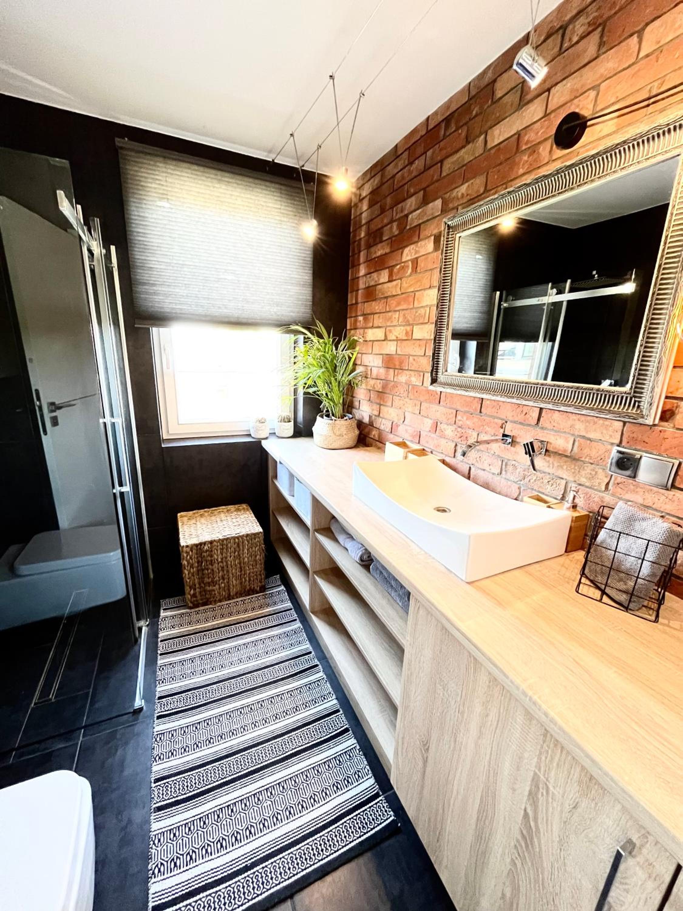 Two-Bedroom Apartment - Photo 18