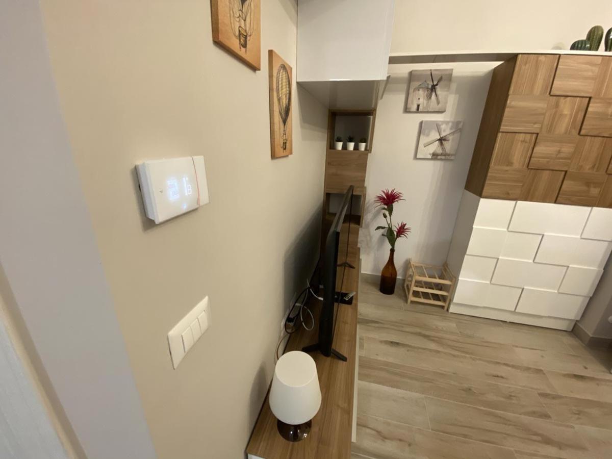 One-Bedroom House photo 3