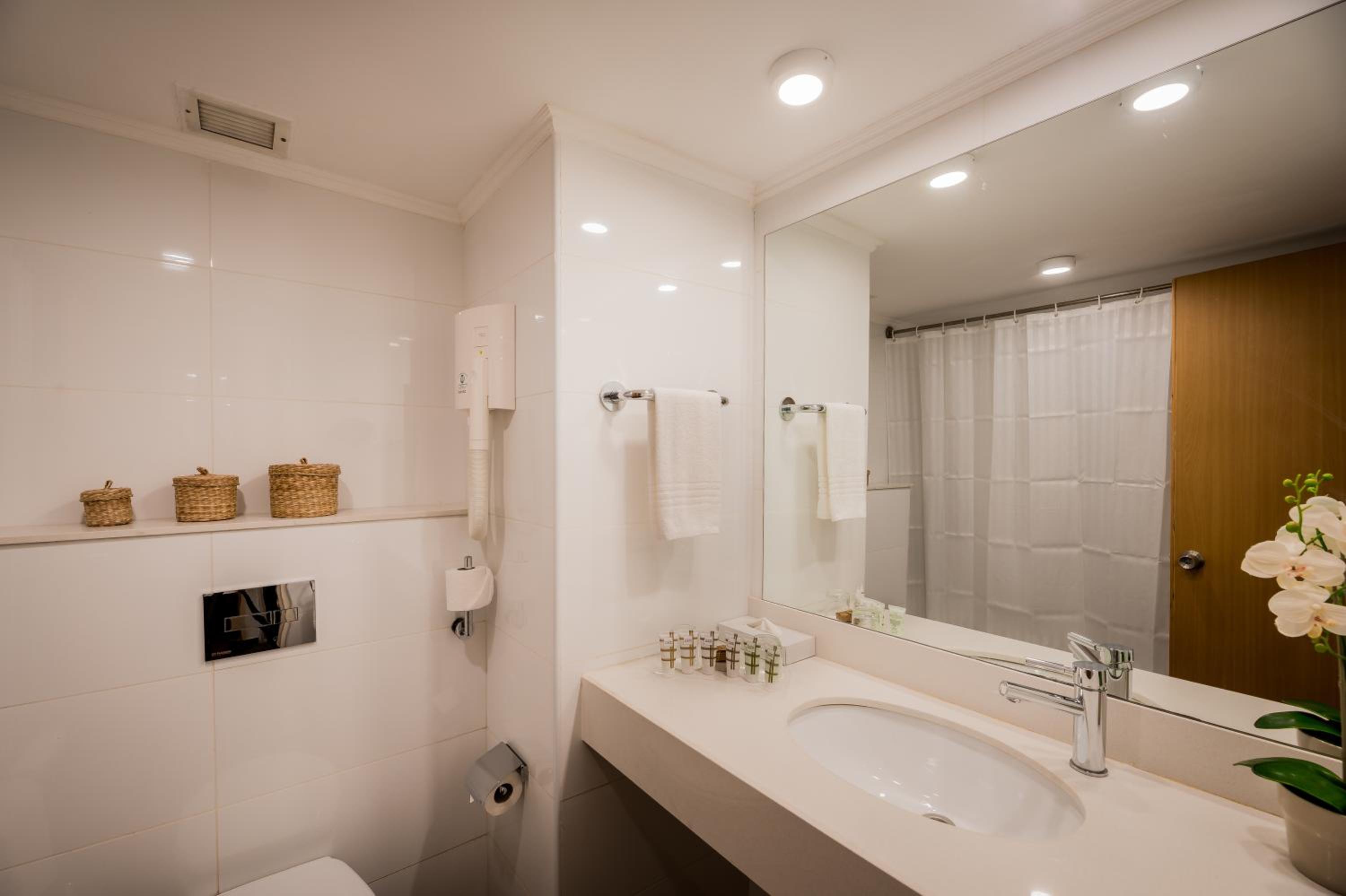 Classic Double or Twin Room photo 2