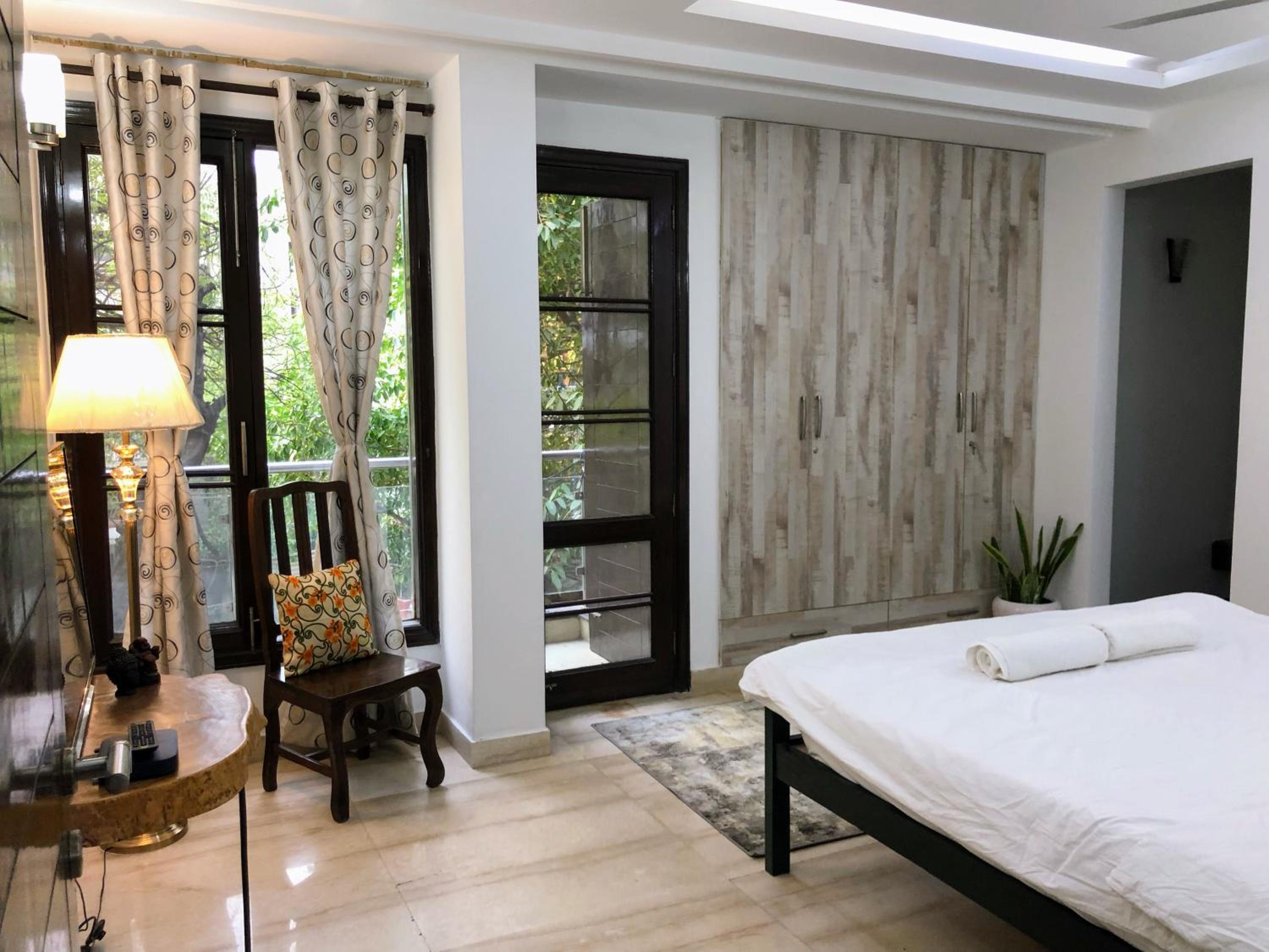 Superior King Room - Photo 1