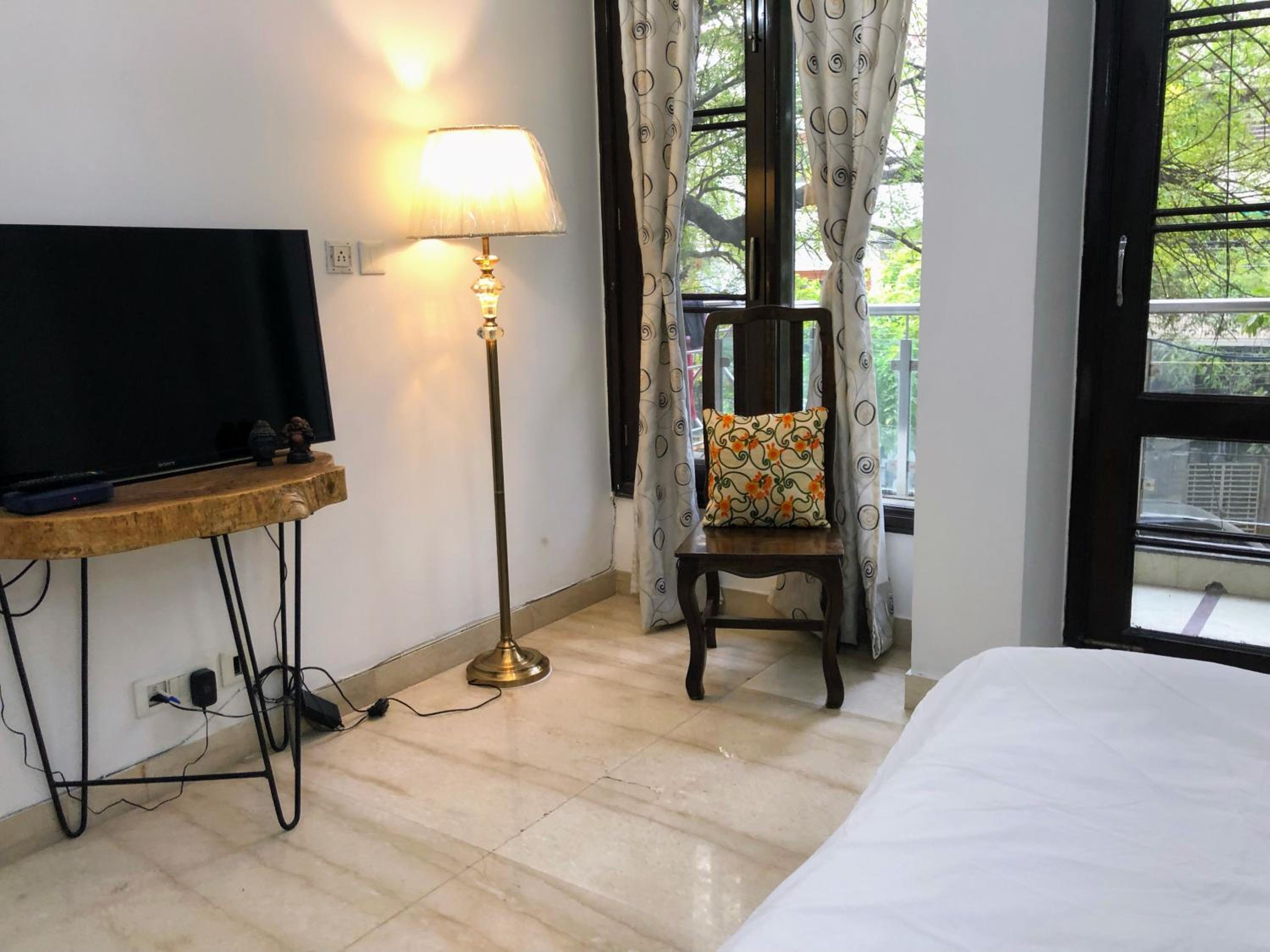 Superior King Room - Photo 32