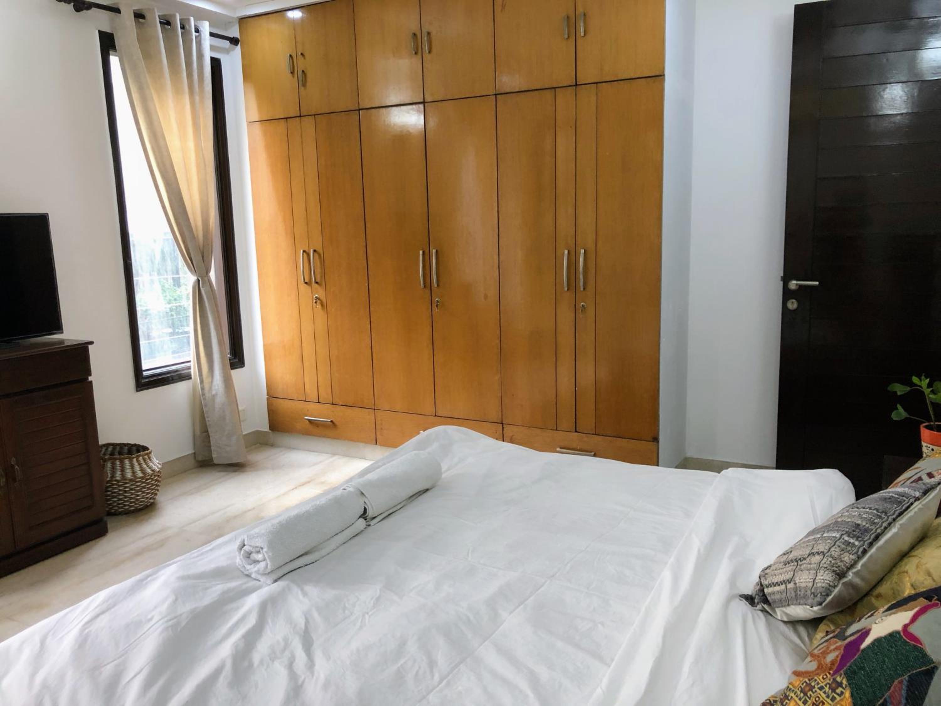 Superior King Room - Photo 31