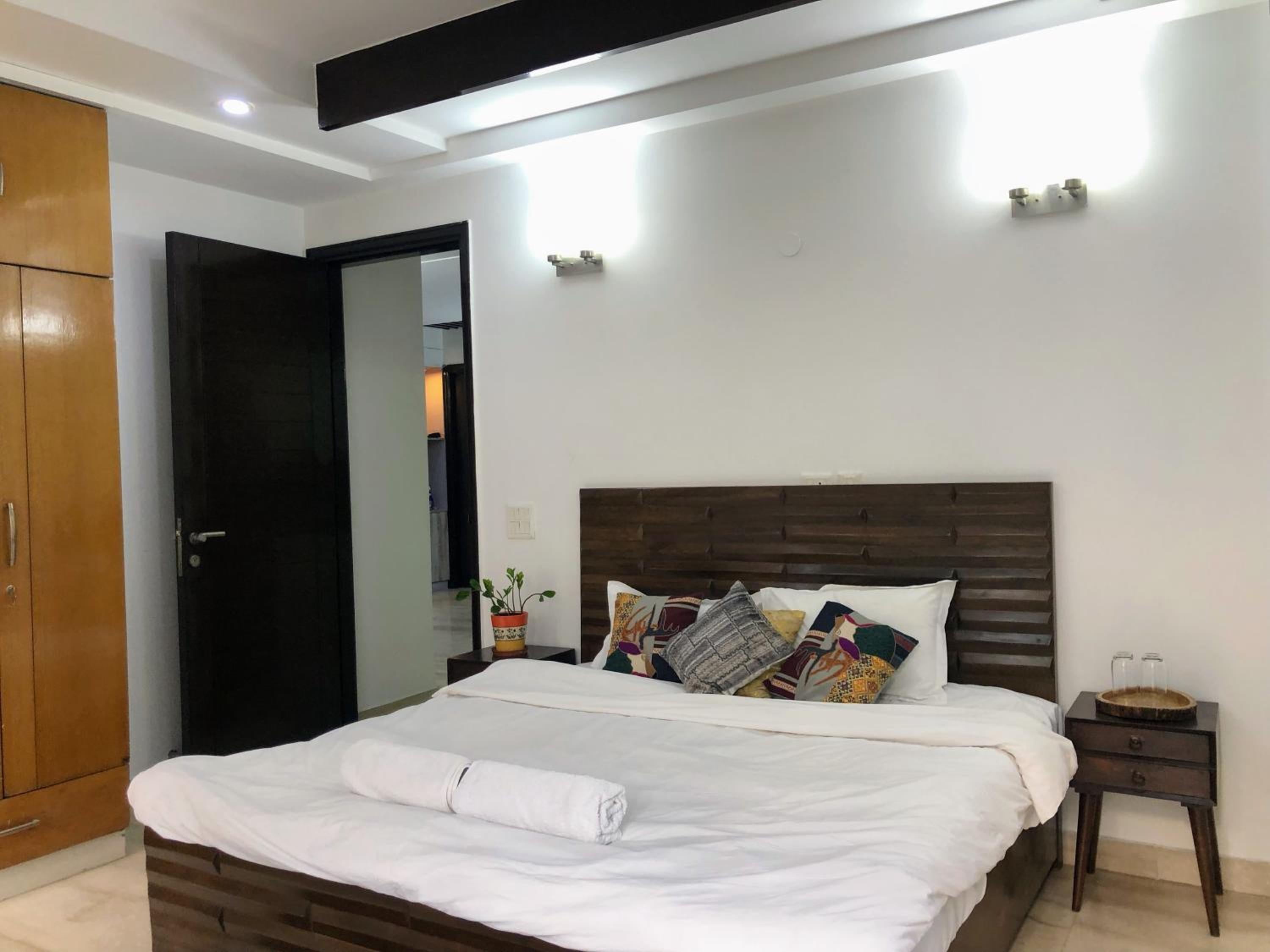 Superior King Room - Photo 28