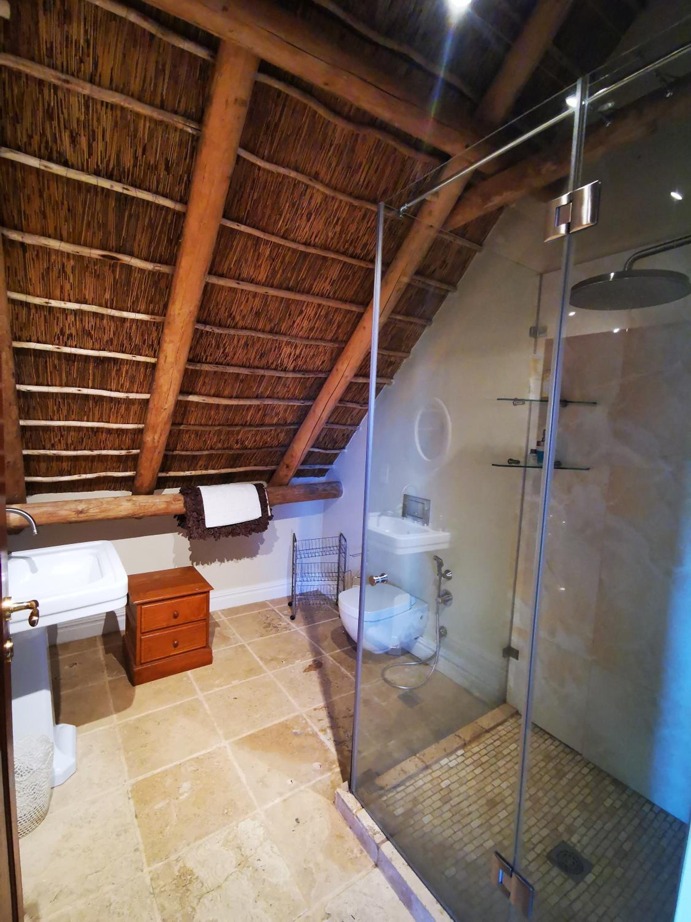 Double Room with Pool View photo 3