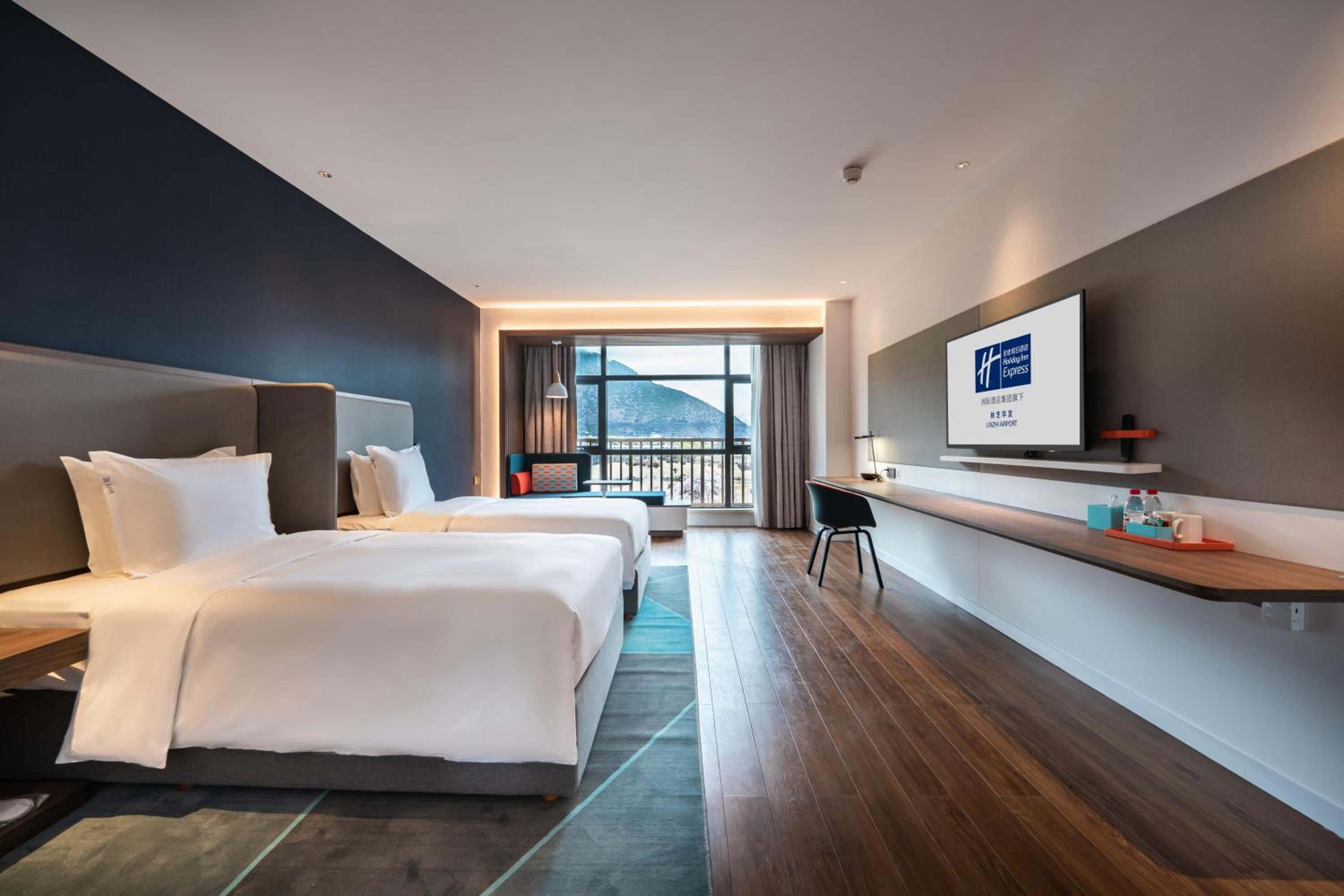 Standard Twin Room photo 2