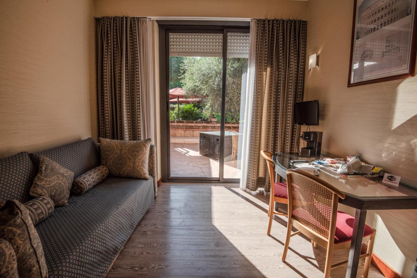 Quadruple Room photo 1