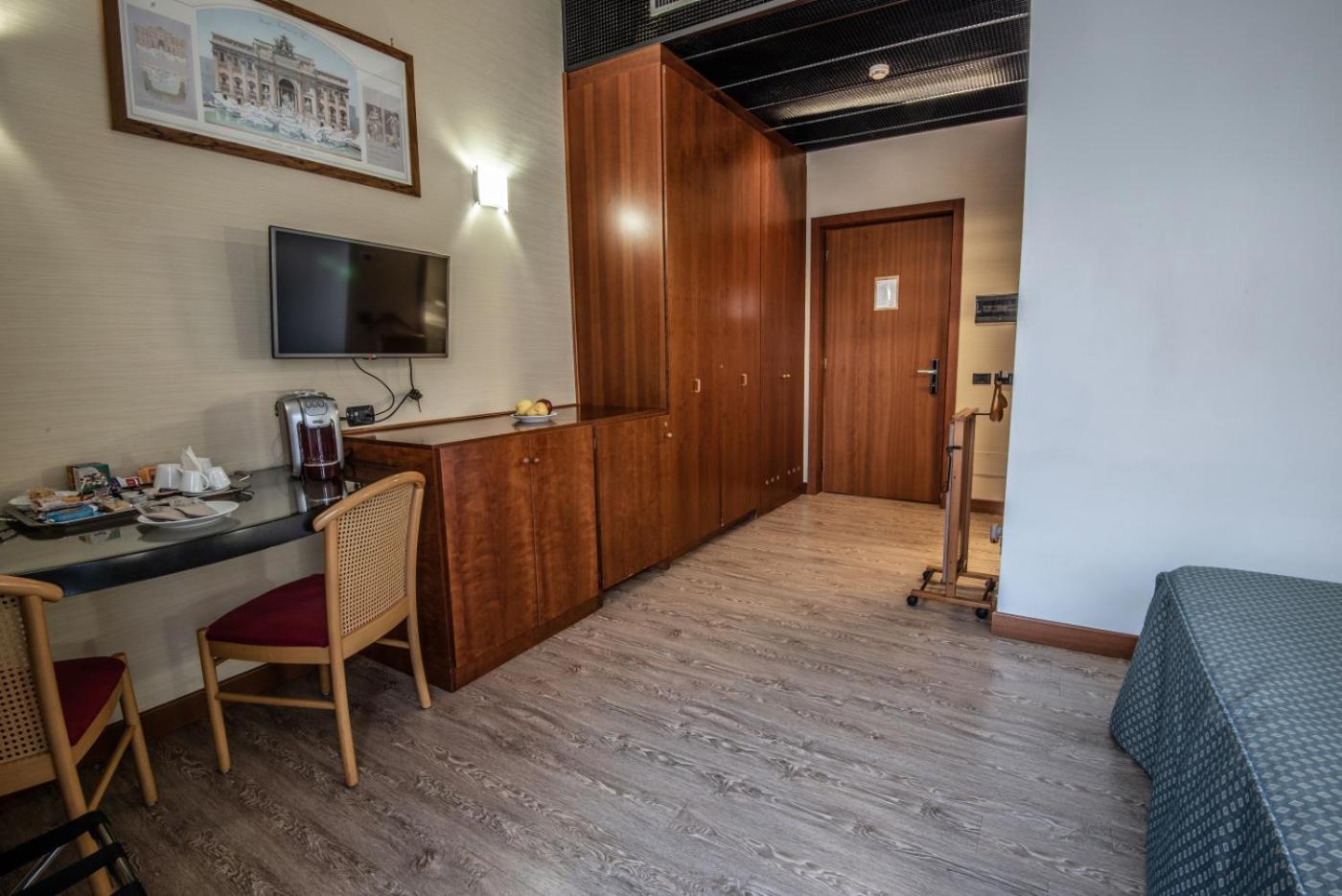 Standard Quadruple Room photo 1