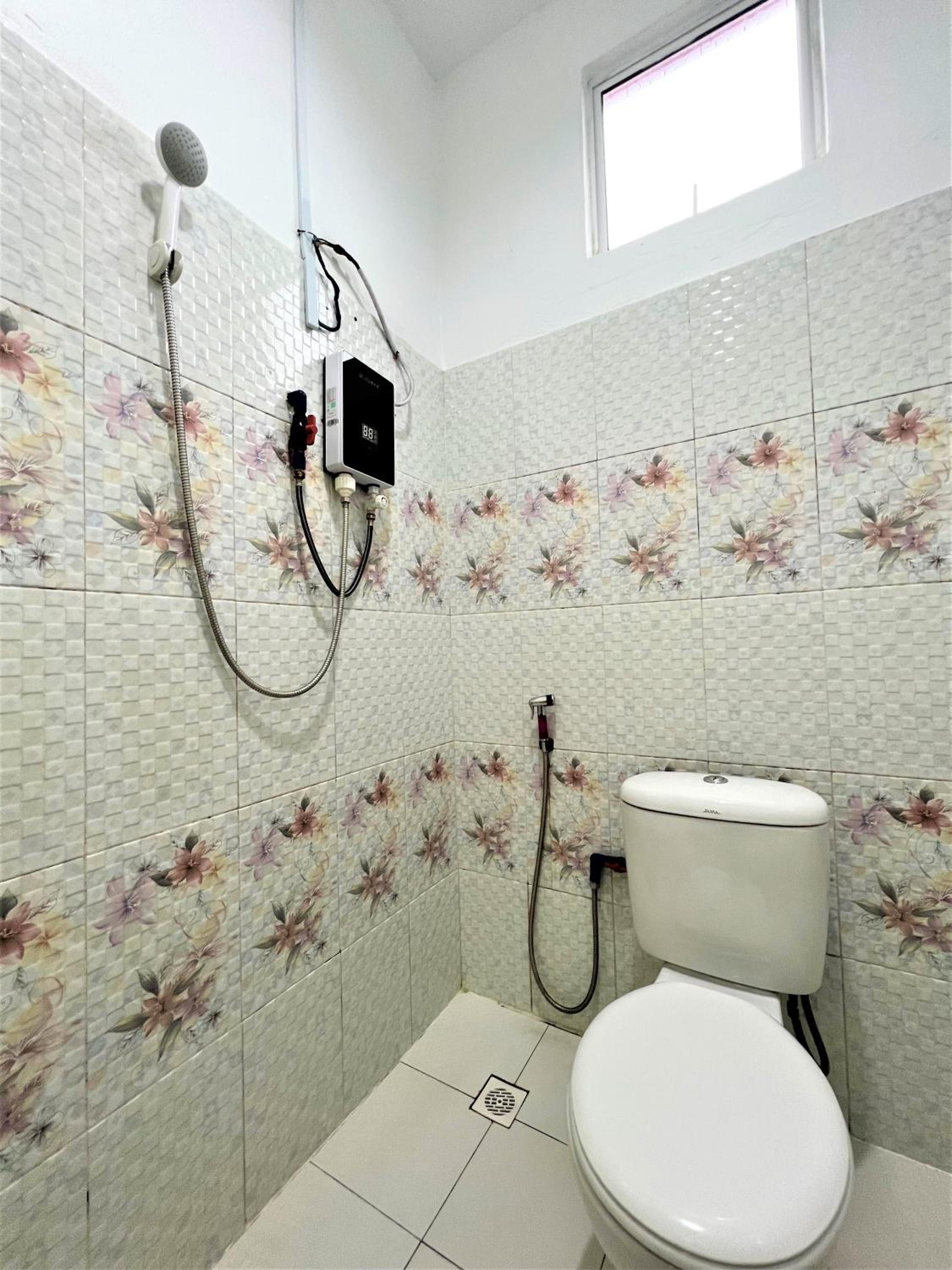 Double Room with Private Bathroom