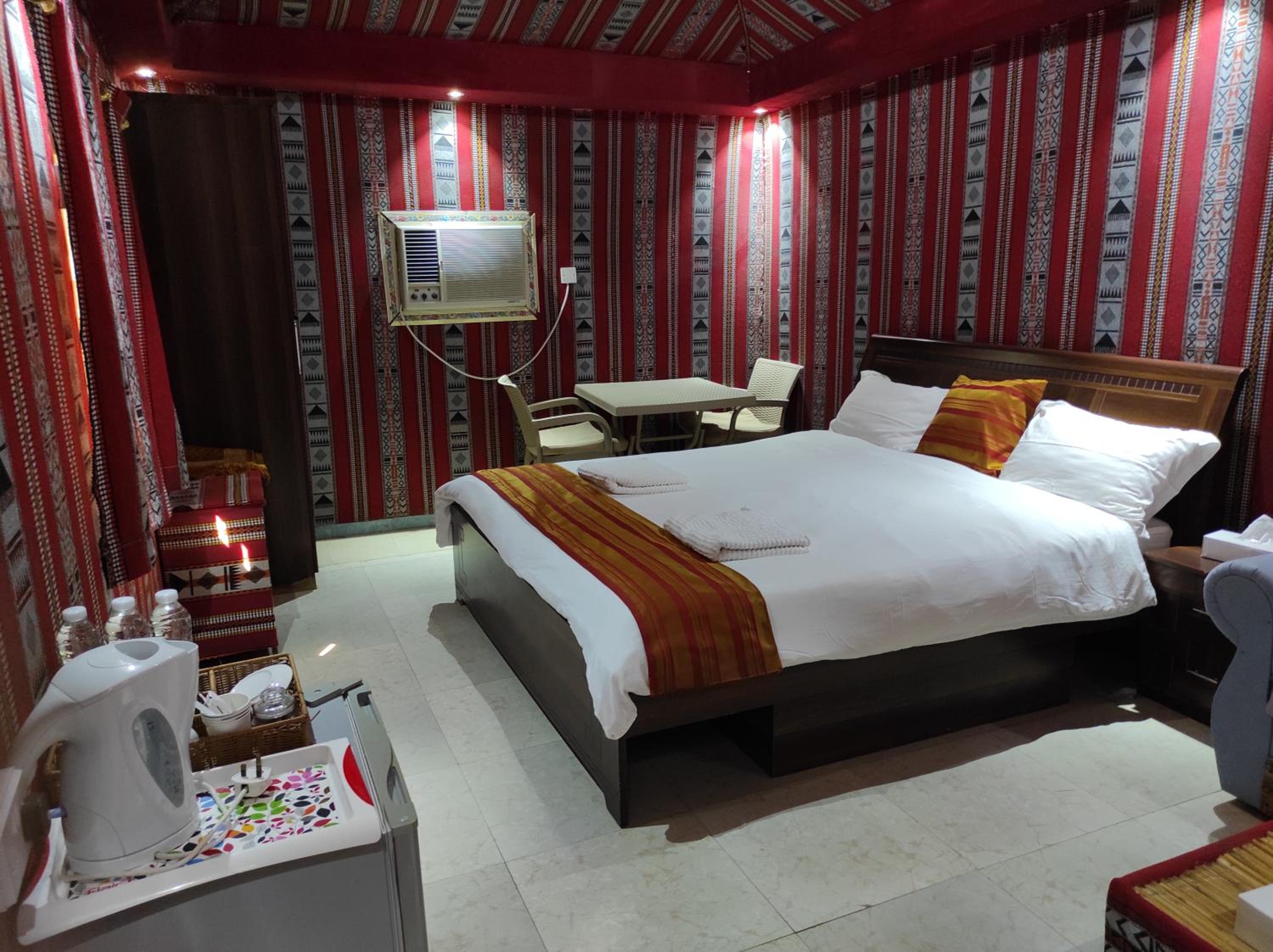 Deluxe Double or Twin Room with Balcony photo 1